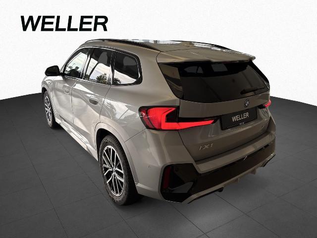 BMW iX1 – Bild 4