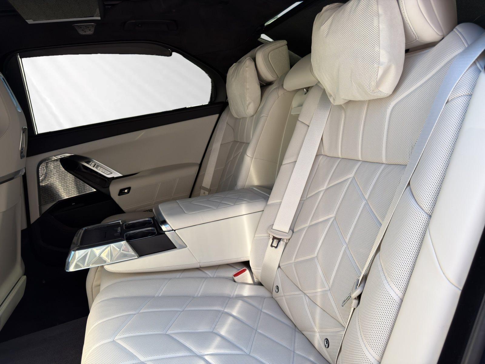 BMW i7 – Bild 30