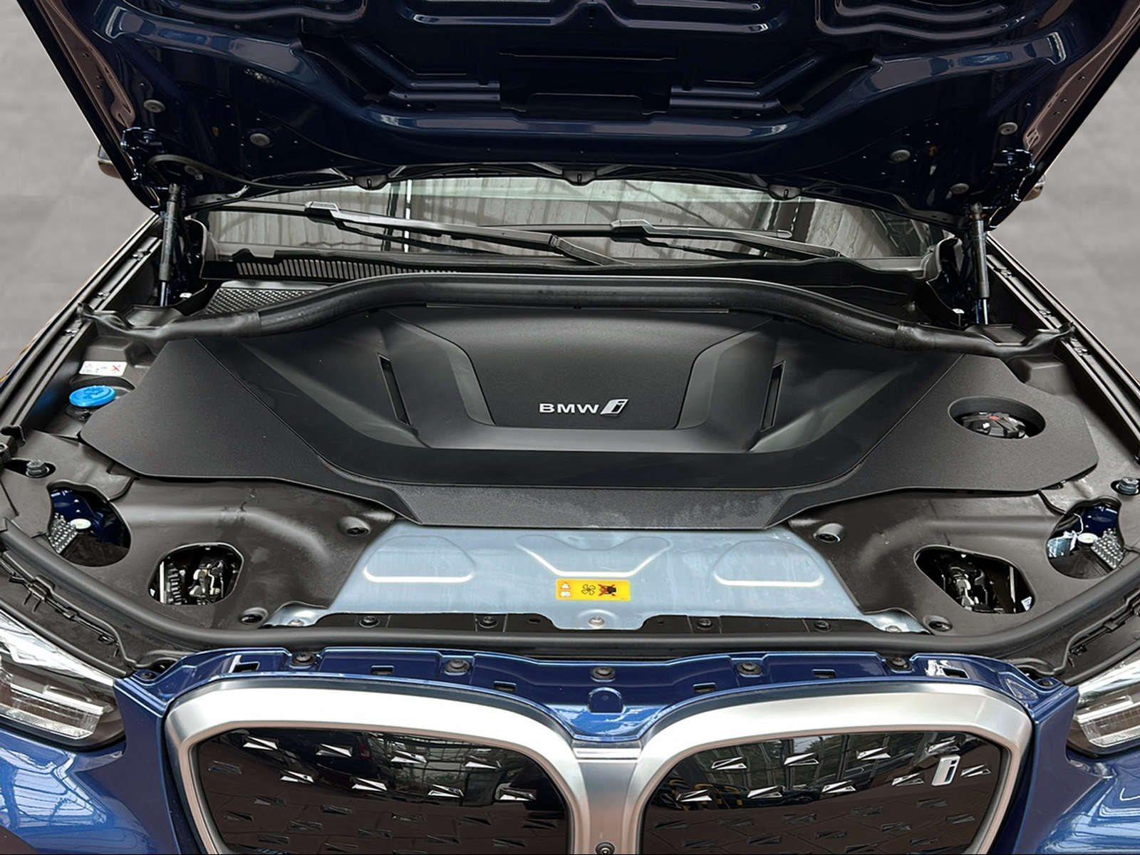 BMW iX3 – Bild 15