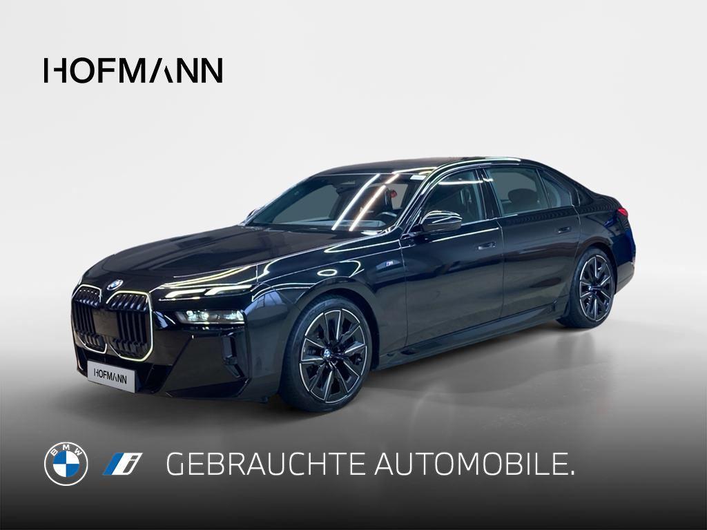 BMW i7