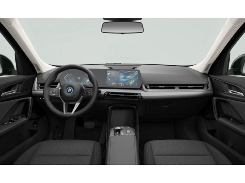 BMW iX1 – Bild 7