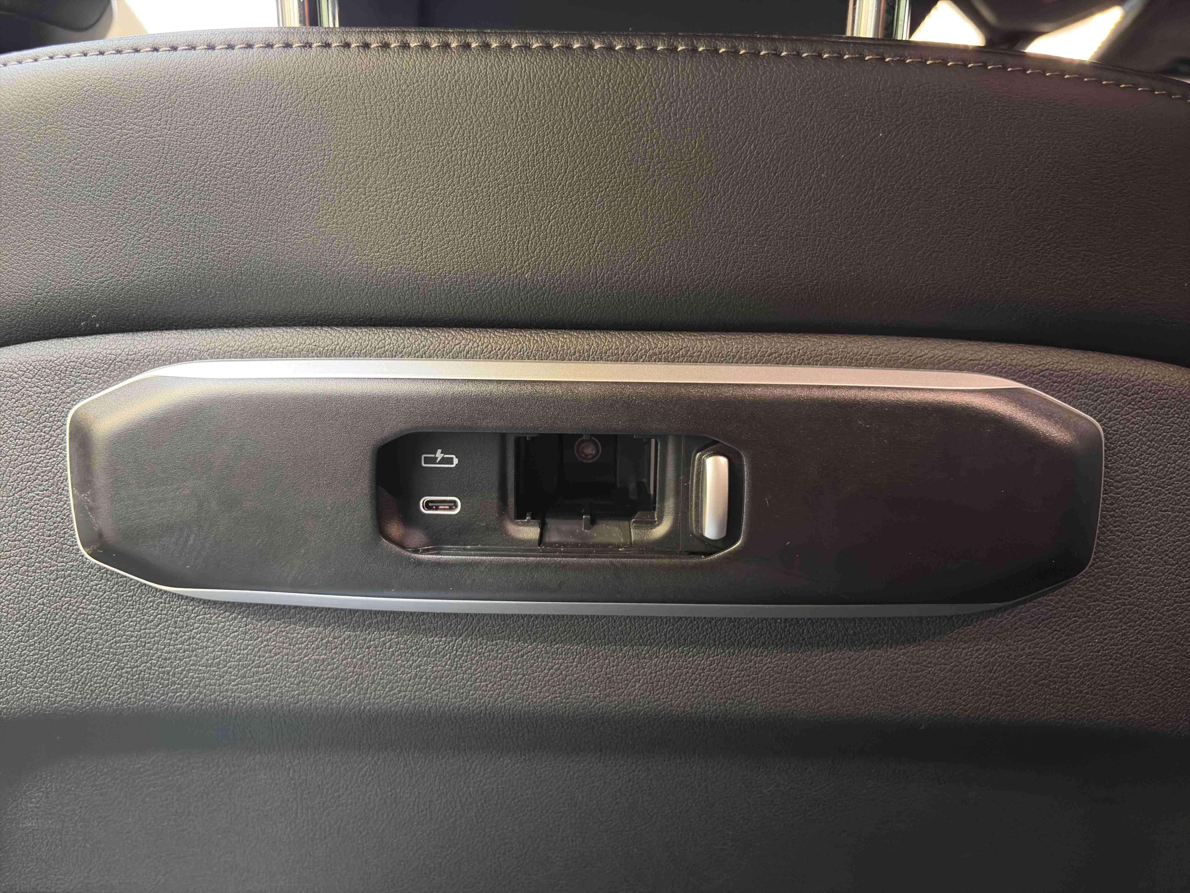 BMW X6 – Bild 10