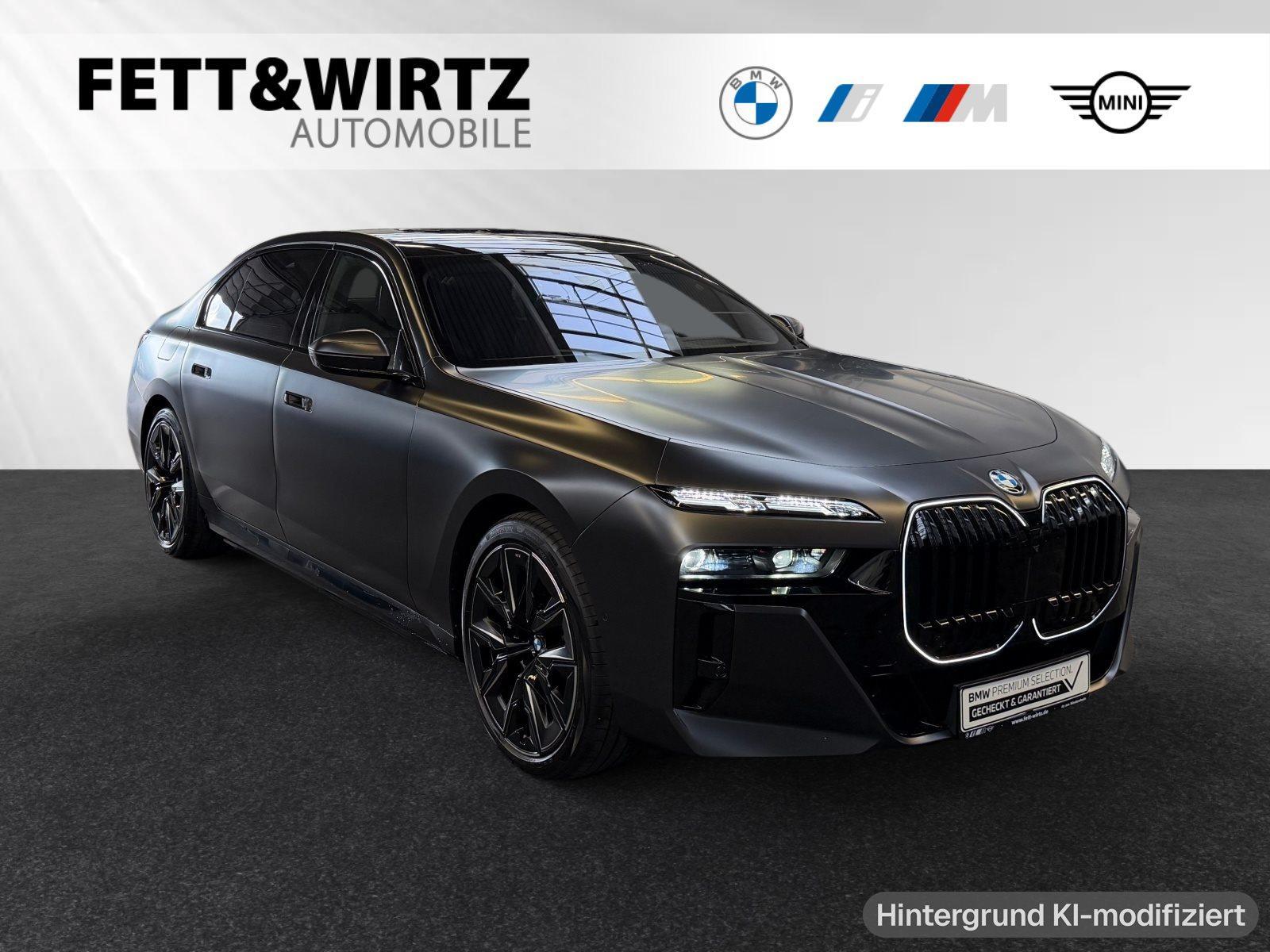 BMW i7