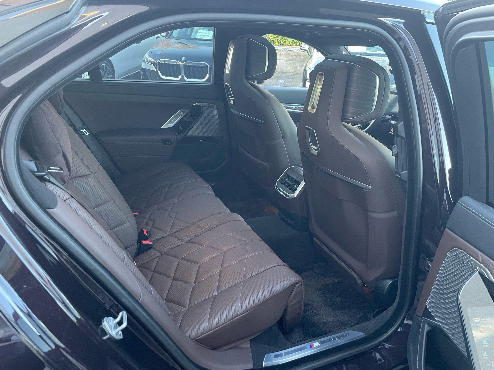 BMW i7 – Bild 14