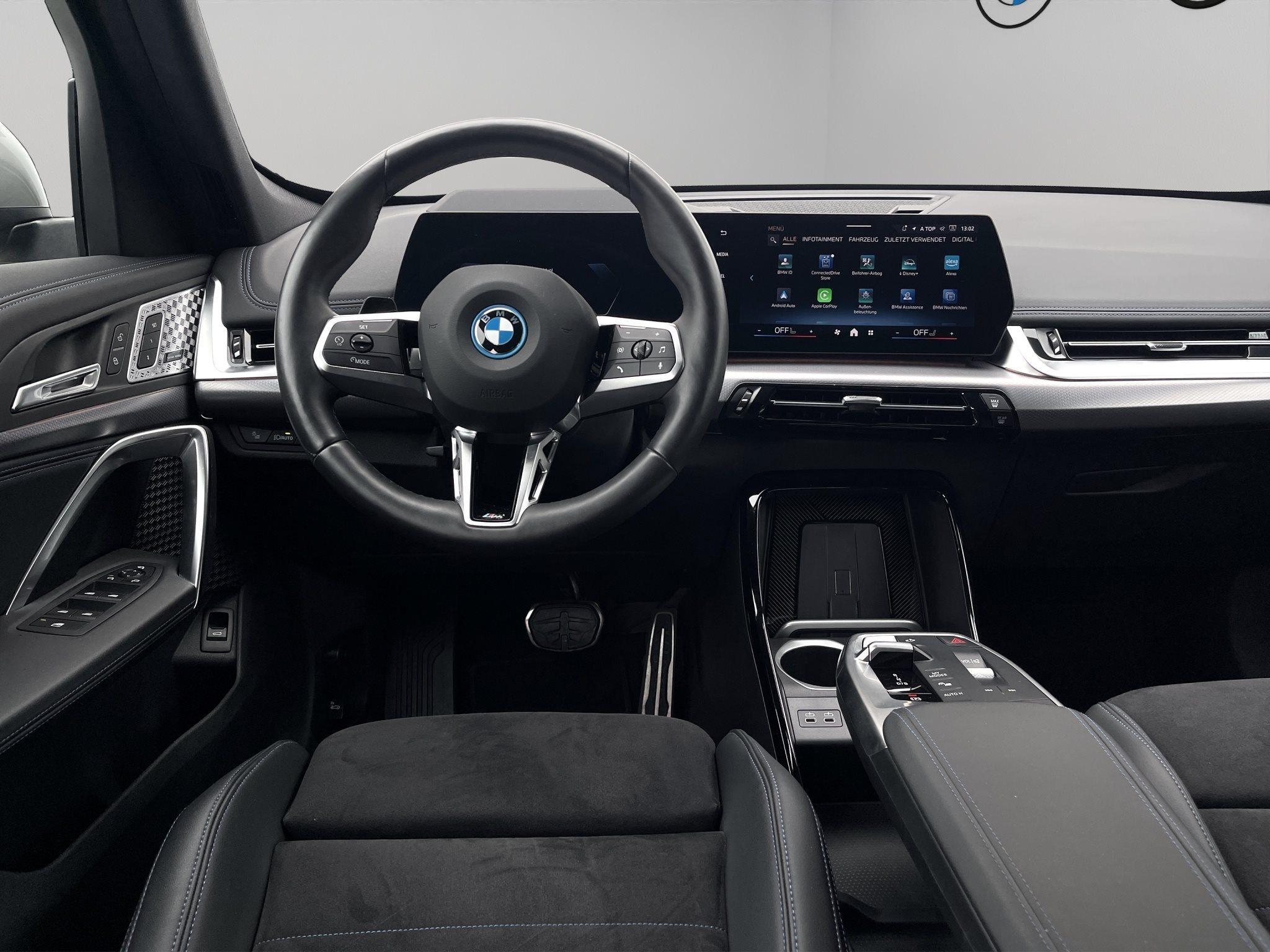BMW iX1 – Bild 13