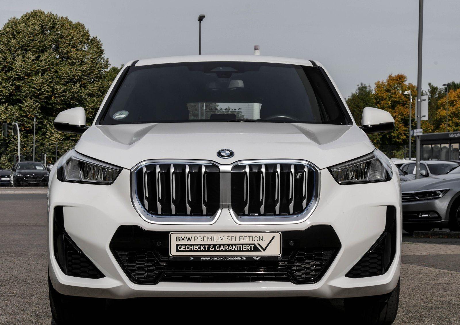 BMW iX1 – Bild 14