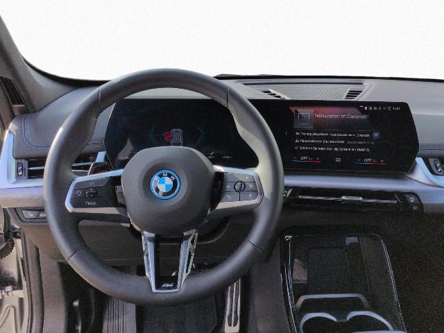 BMW iX1 – Bild 8