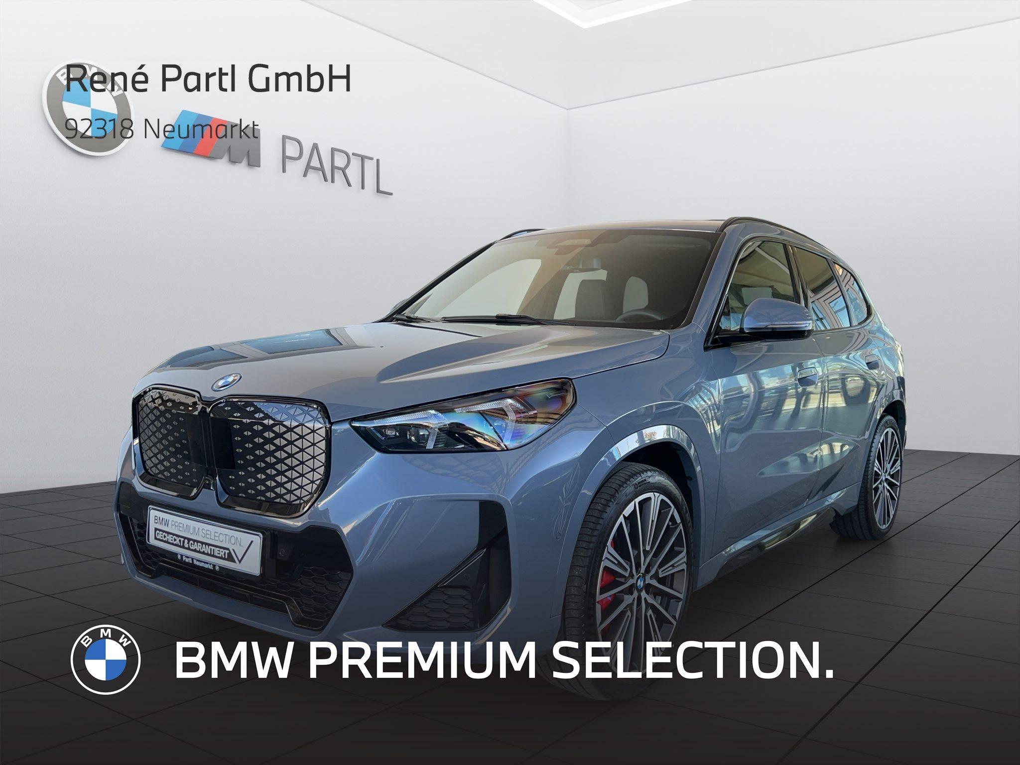 BMW iX1