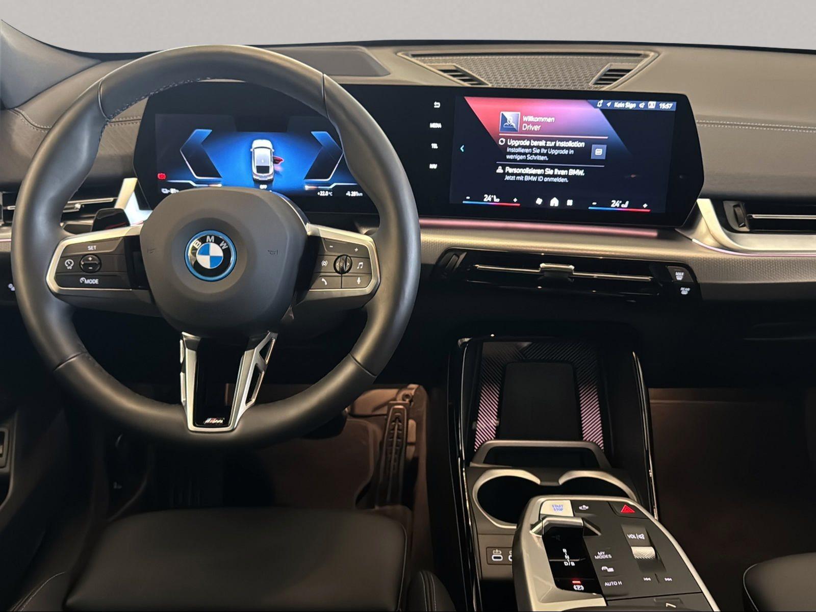 BMW iX2 – Bild 15