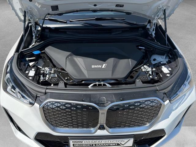 BMW iX1 – Bild 8