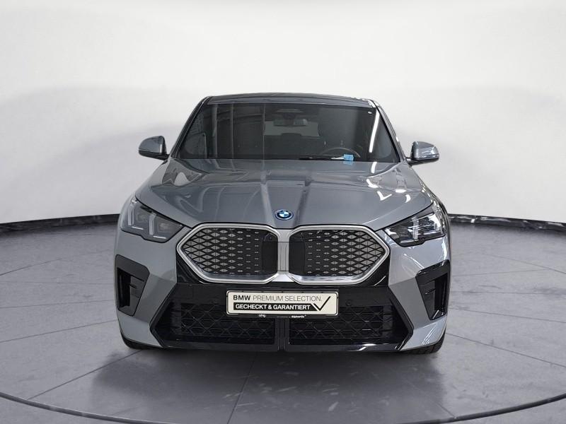 BMW iX2 – Bild 22