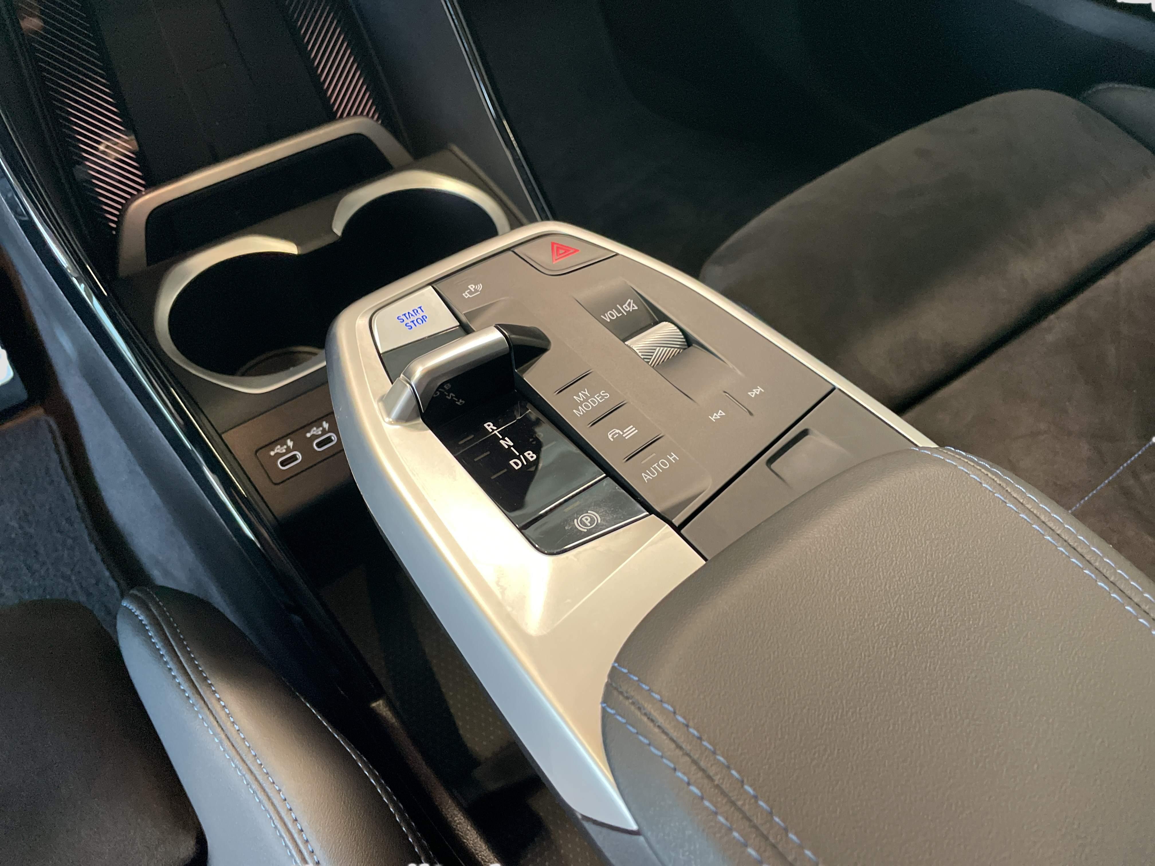 BMW iX1 – Bild 21