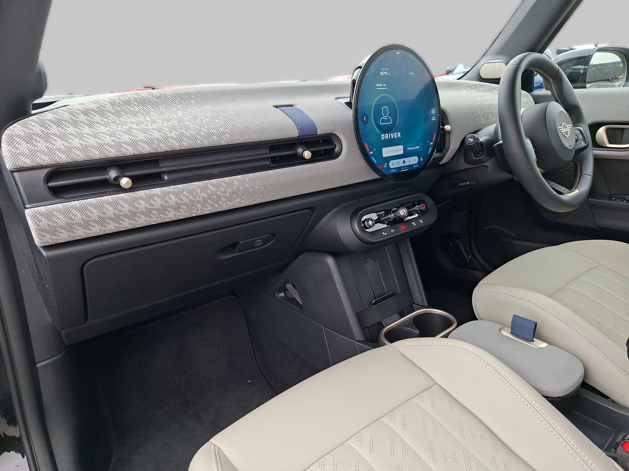 MINI Cooper Convertible S Interior