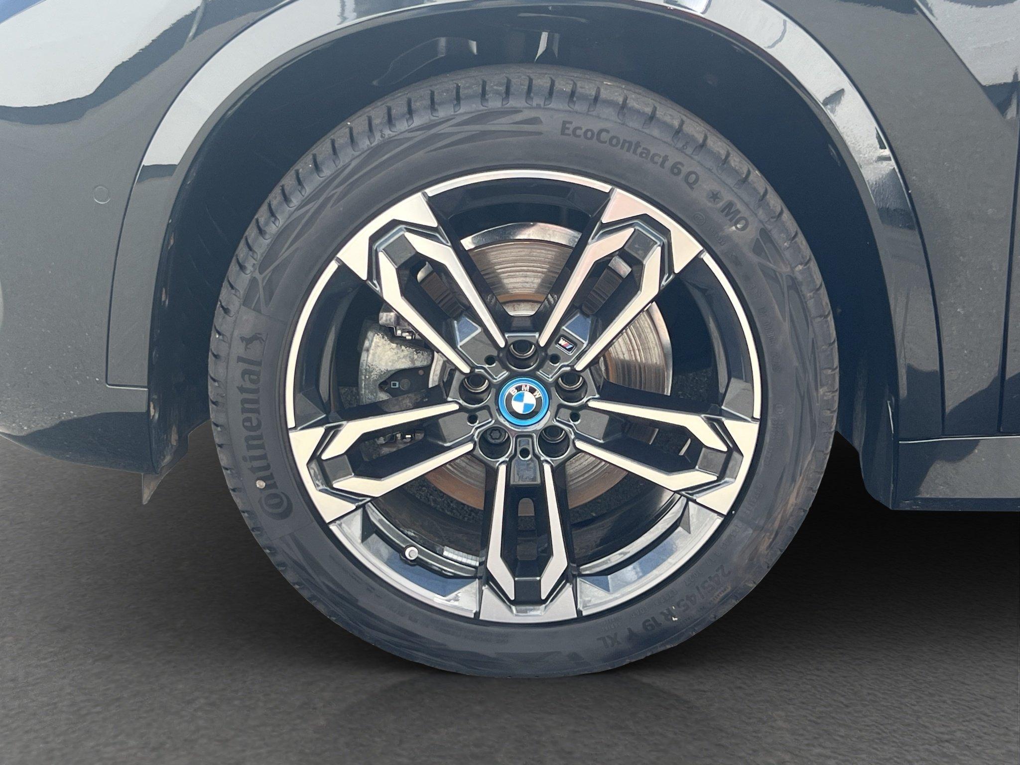 BMW iX1 – Bild 12