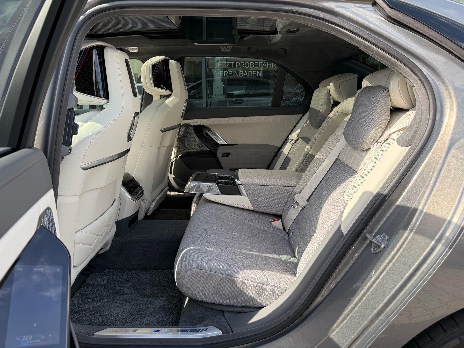 BMW 7er – Bild 30