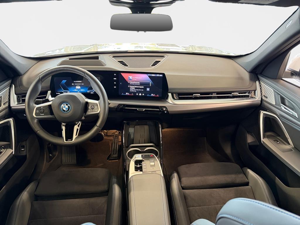 BMW iX1 – Bild 10