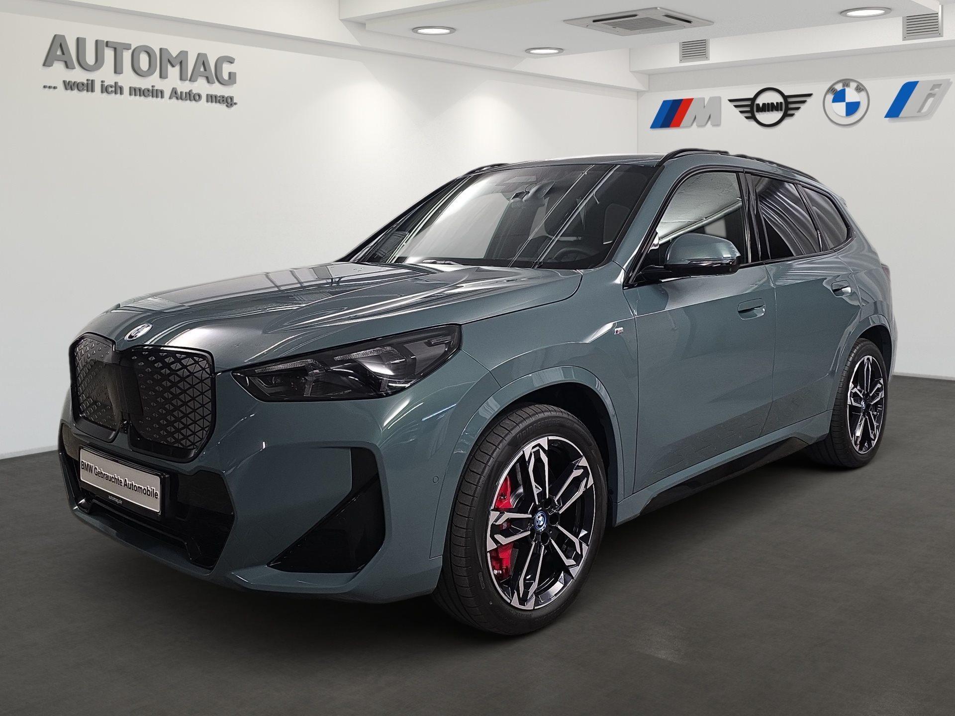 BMW iX1