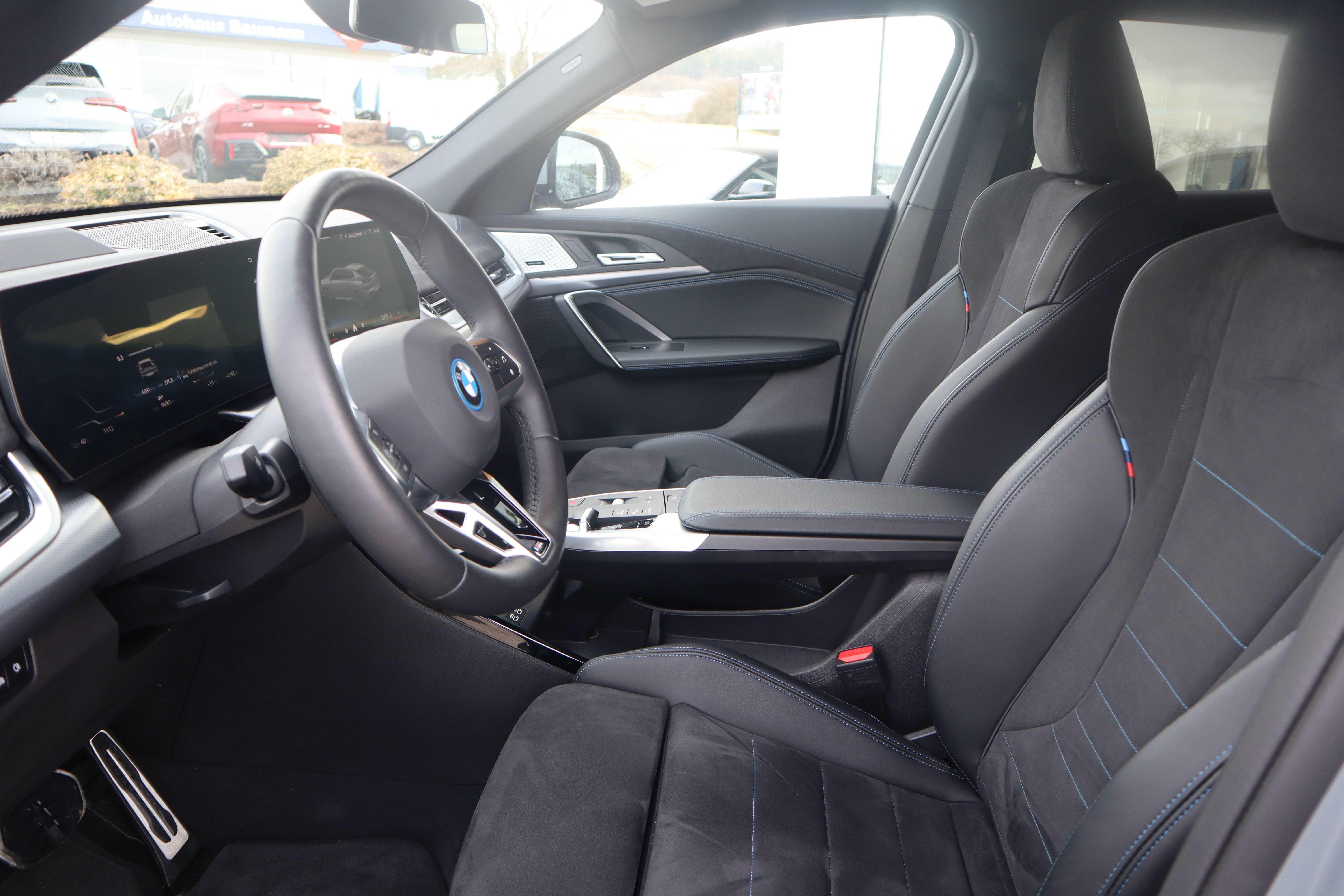 BMW iX2 – Bild 5