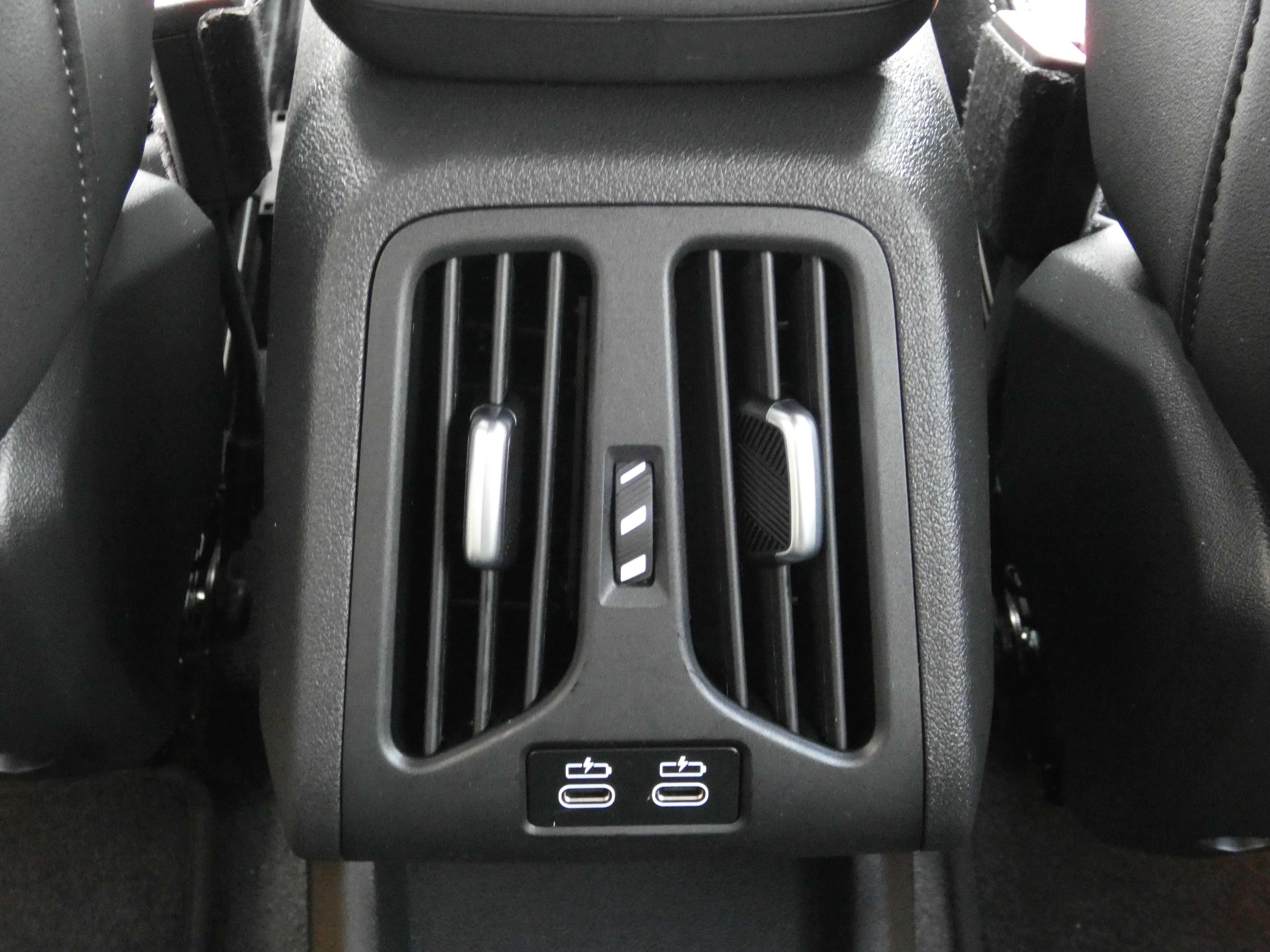 BMW iX1 – Bild 17
