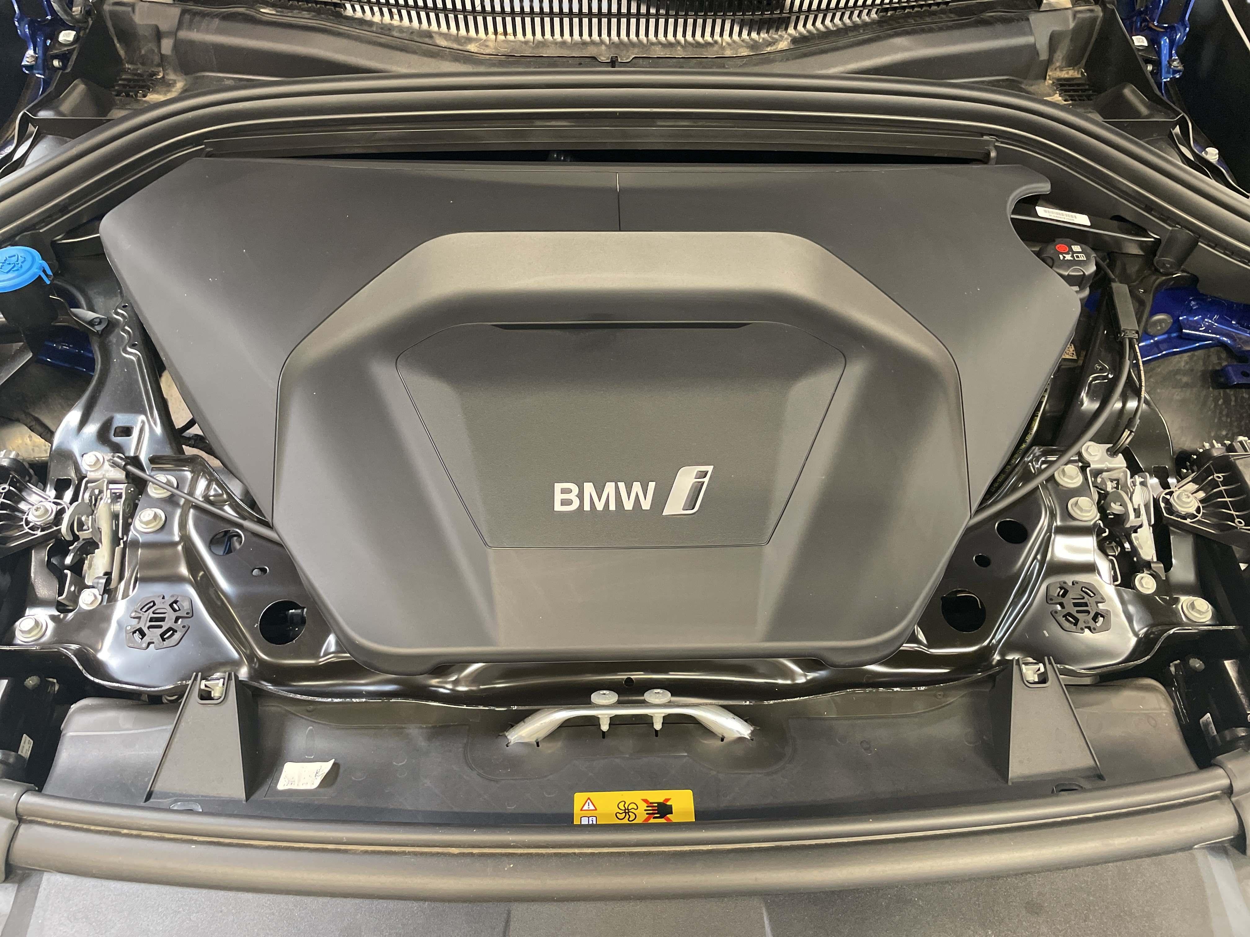 BMW iX1 – Bild 8