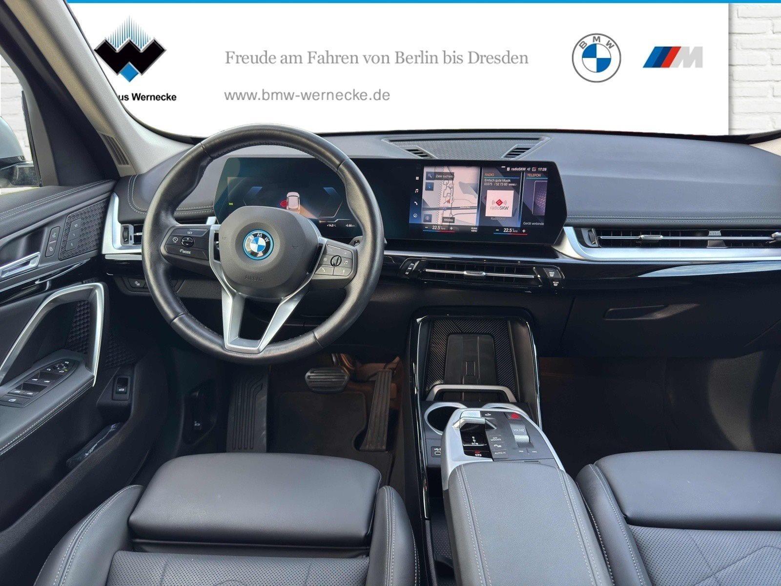 BMW iX1 – Bild 14