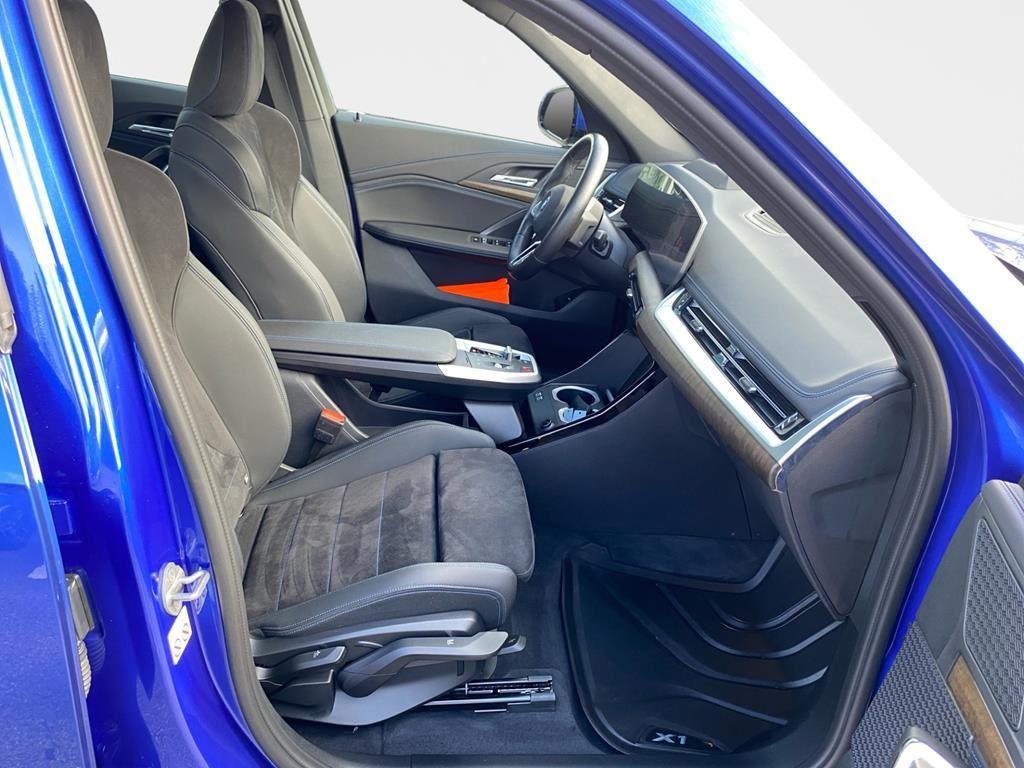 BMW iX1 – Bild 7