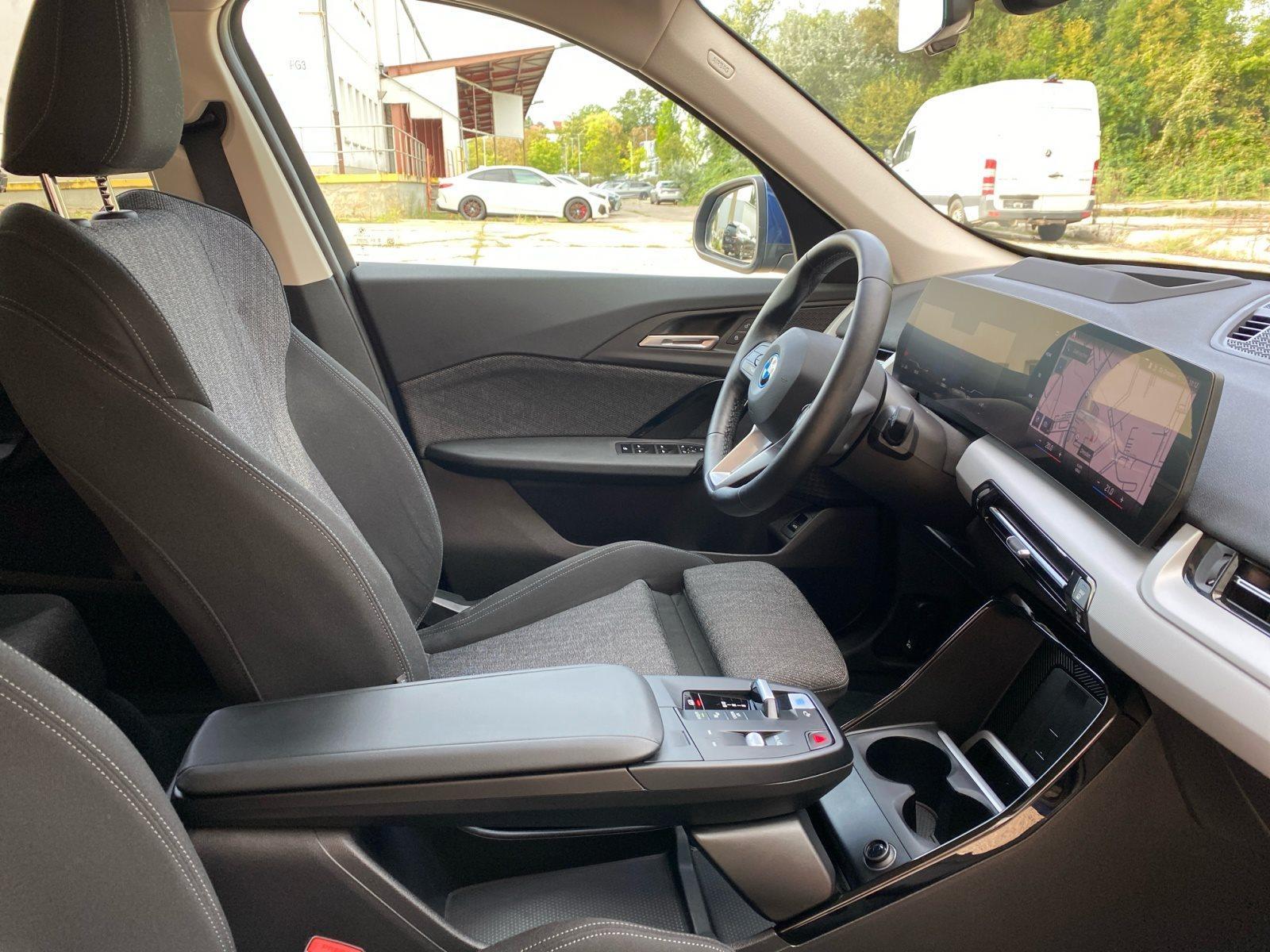 BMW iX1 – Bild 9