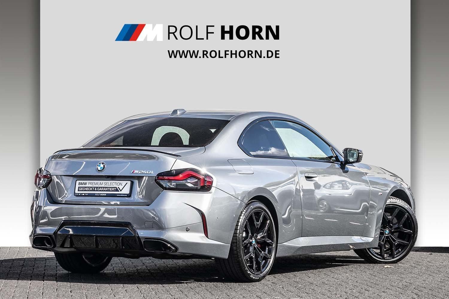 BMW M240i