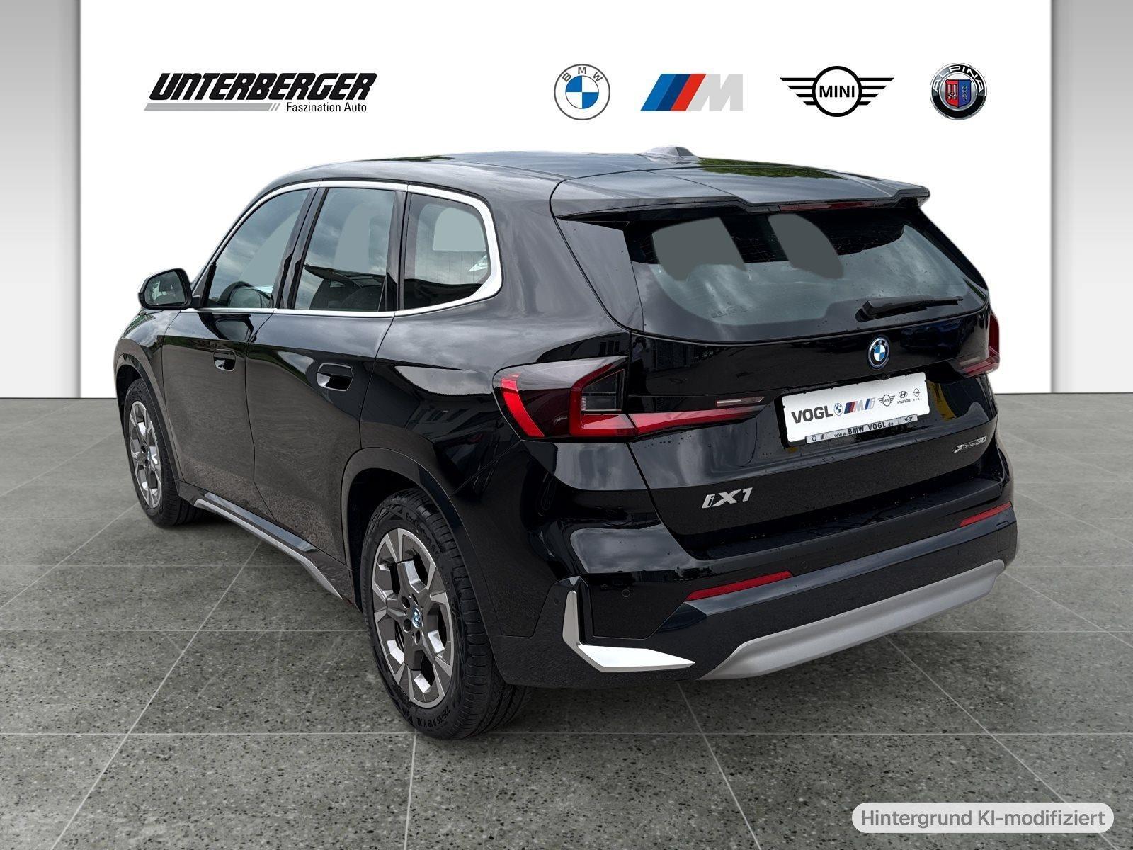 BMW iX1 – Bild 8