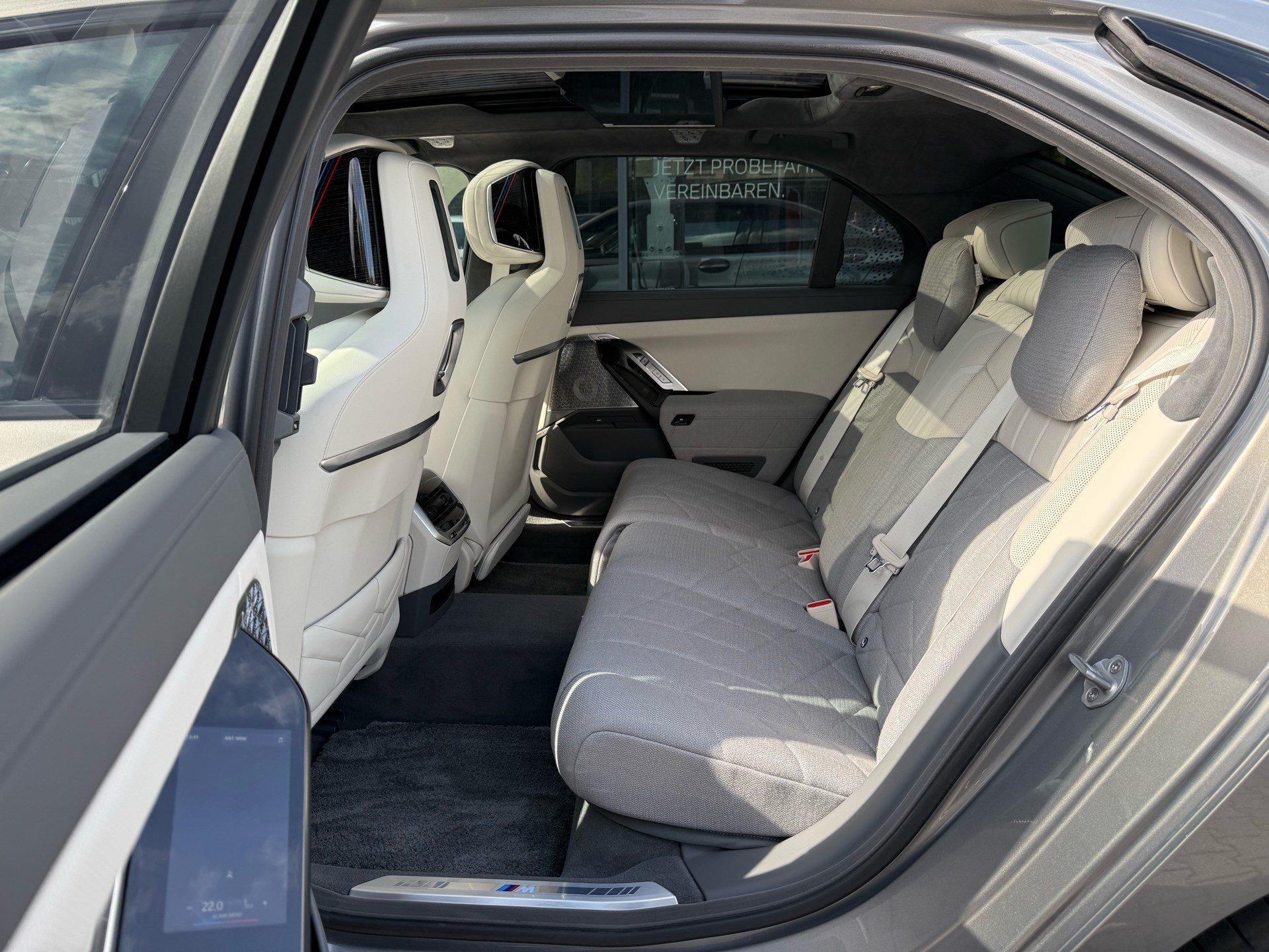 BMW 7er – Bild 33