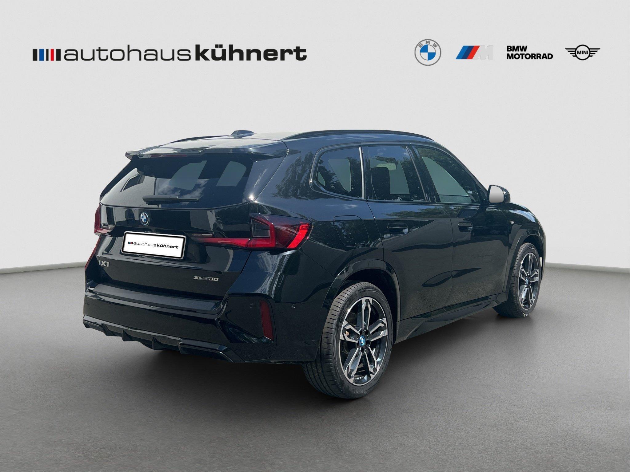 BMW iX1 – Bild 11