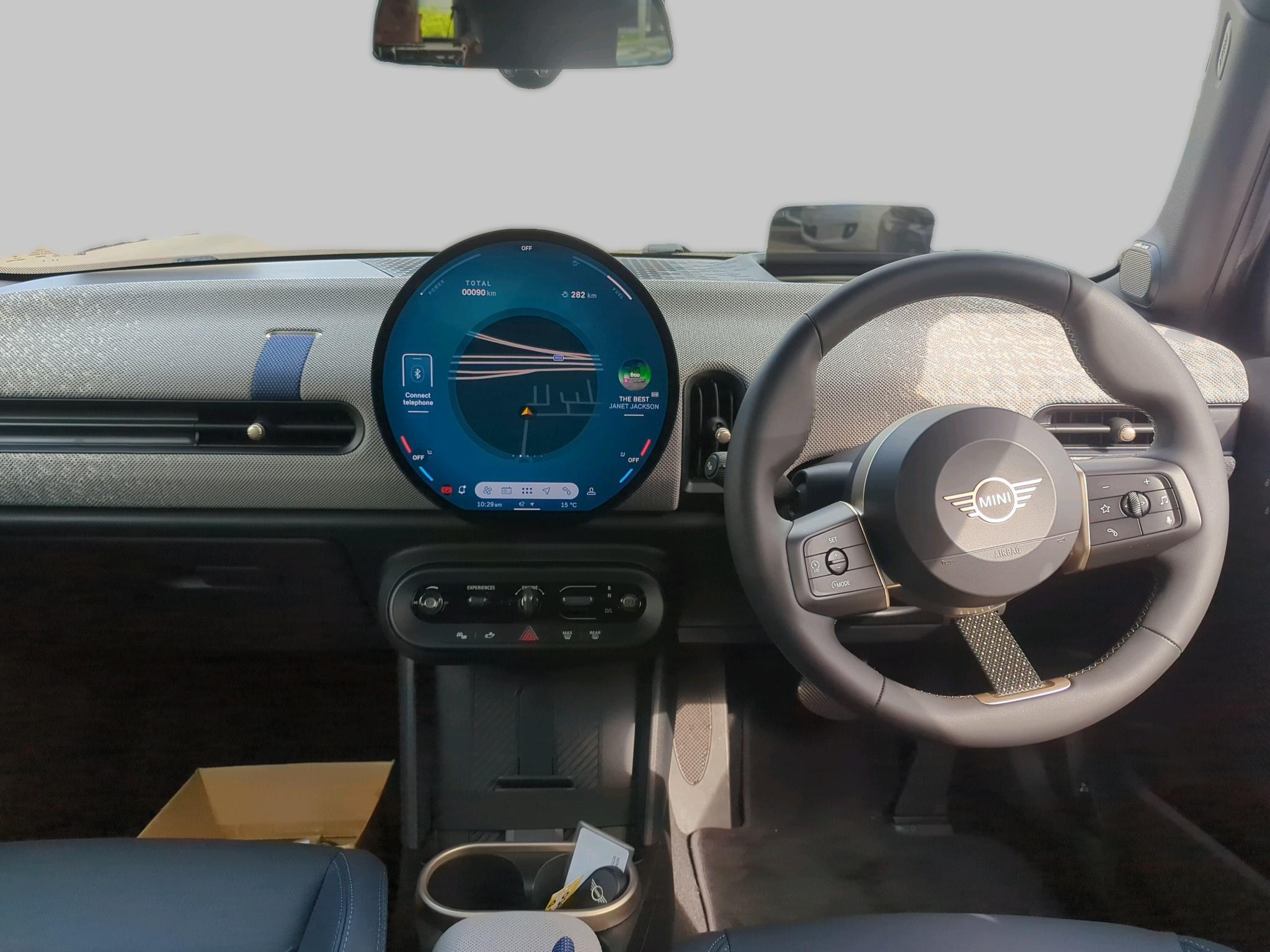 MINI Cooper C 5-Door Interior