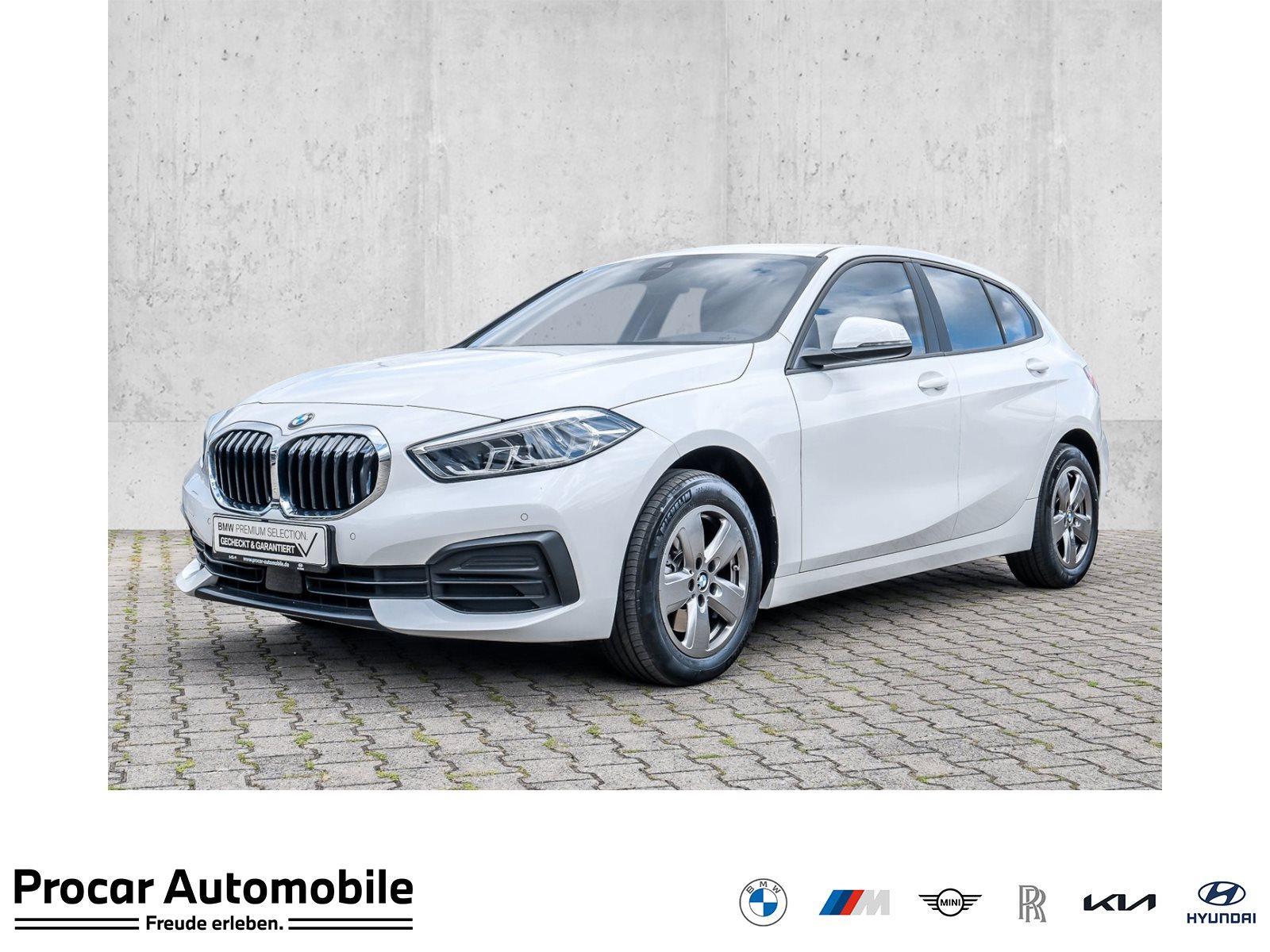 BMW 118i 2023 — véhicule d'occasion importé