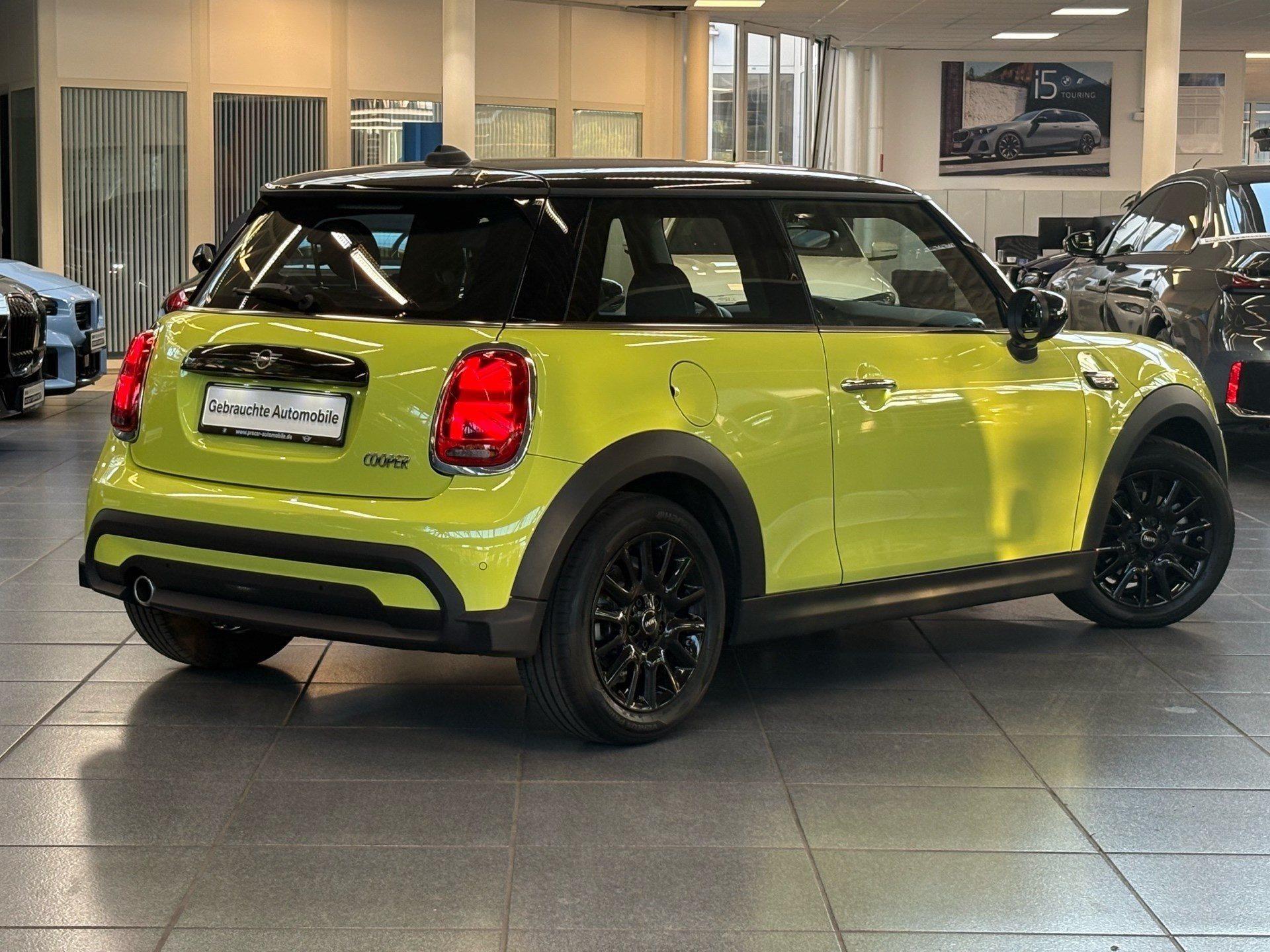 MINI Cooper 3-Türer – Bild 2