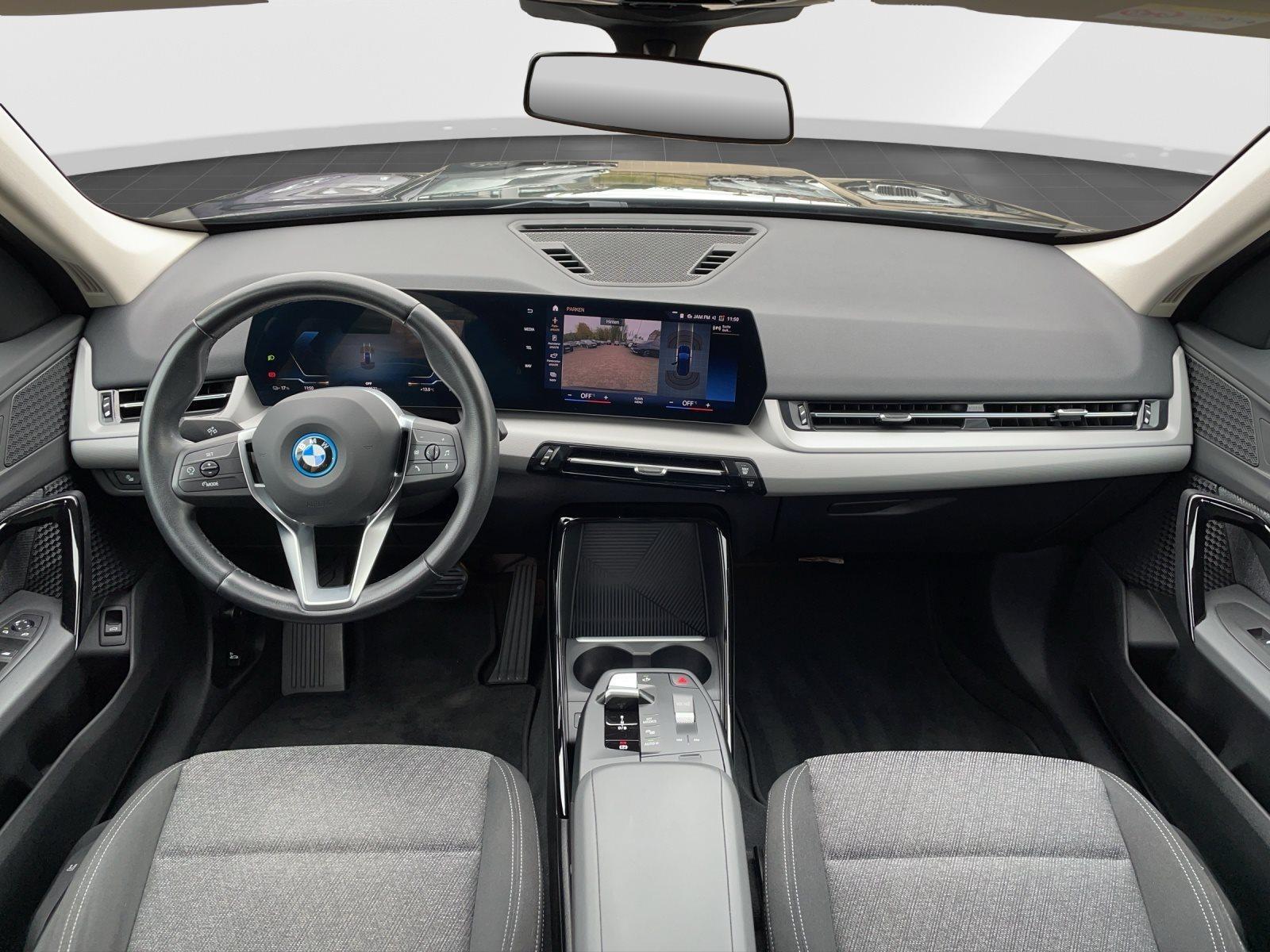 BMW iX1 – Bild 9