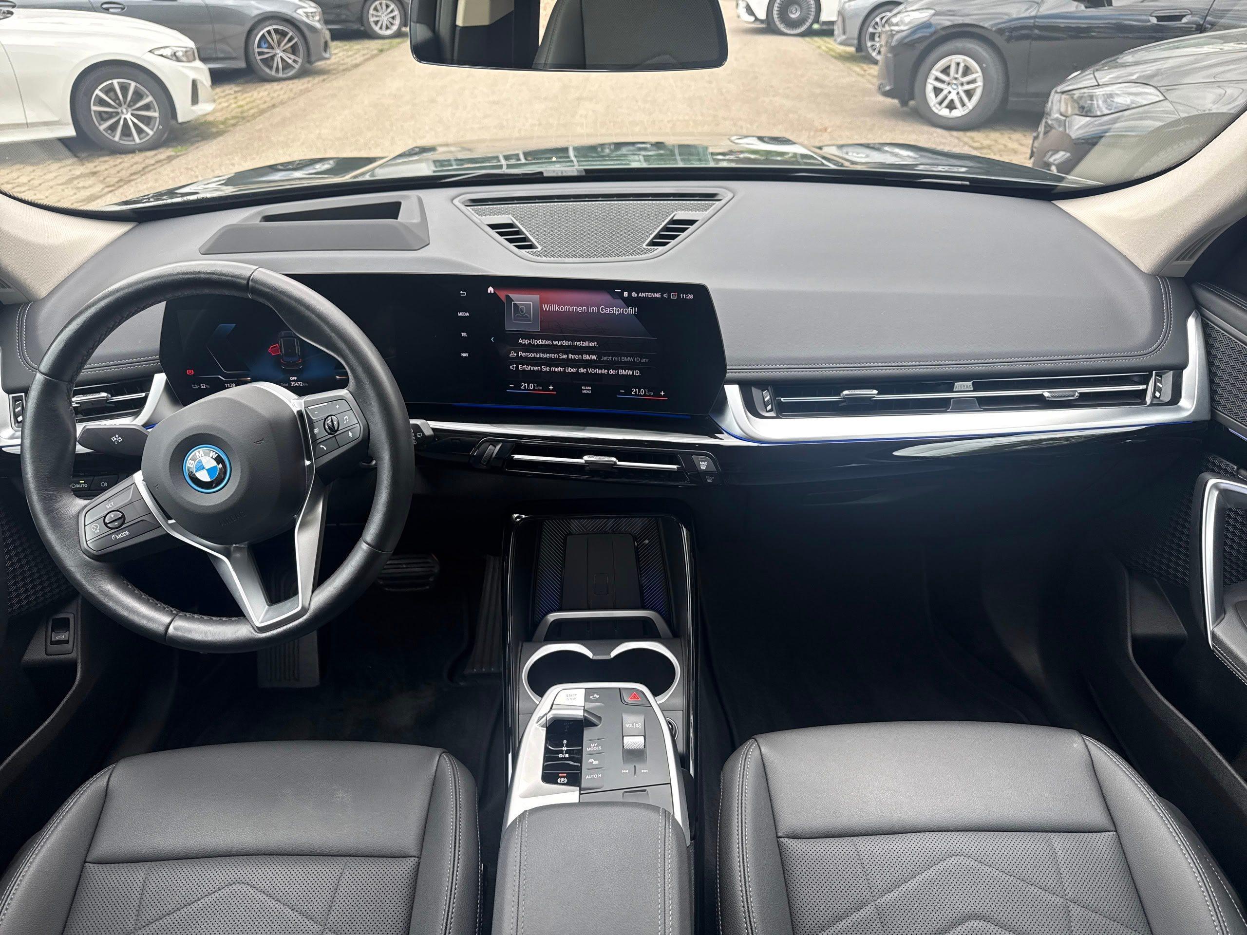 BMW iX1 – Bild 17