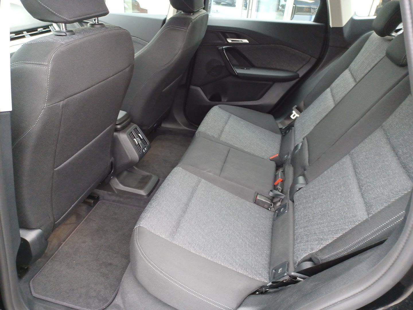 BMW iX1 – Bild 15