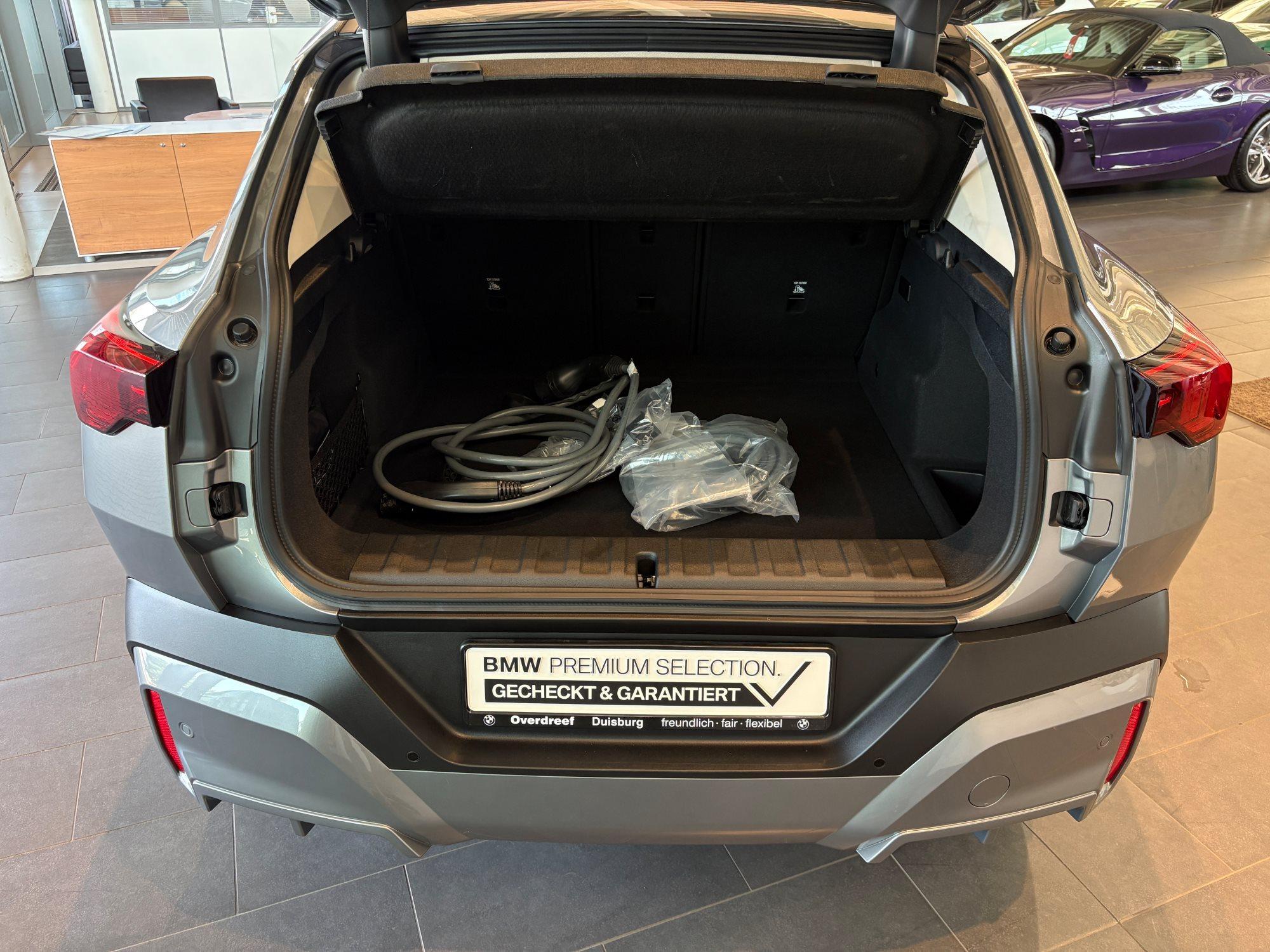 BMW iX2 – Bild 23