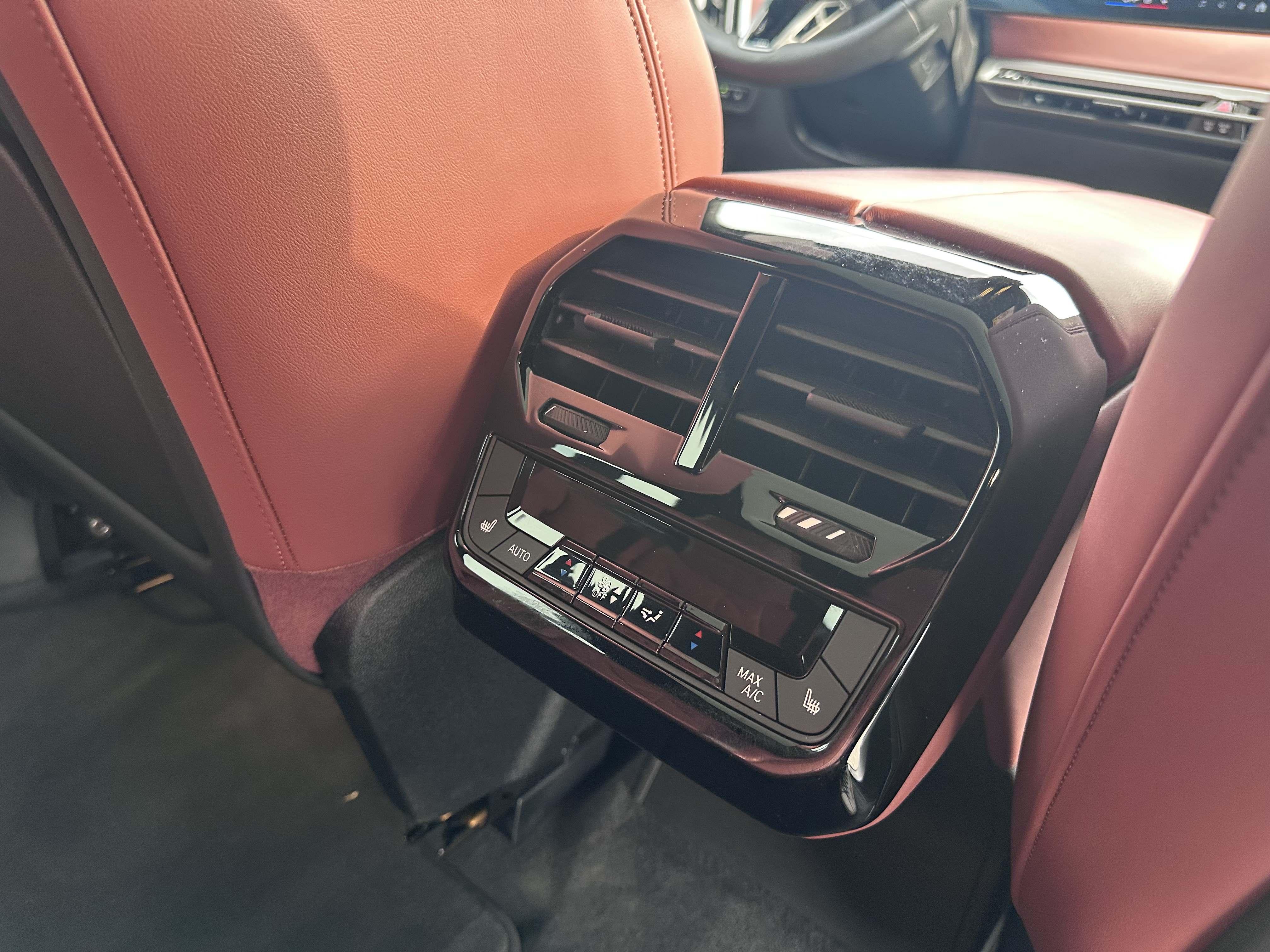 BMW iX – Bild 12