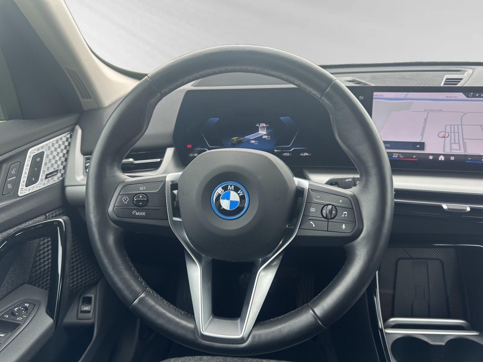 BMW iX1 – Bild 12