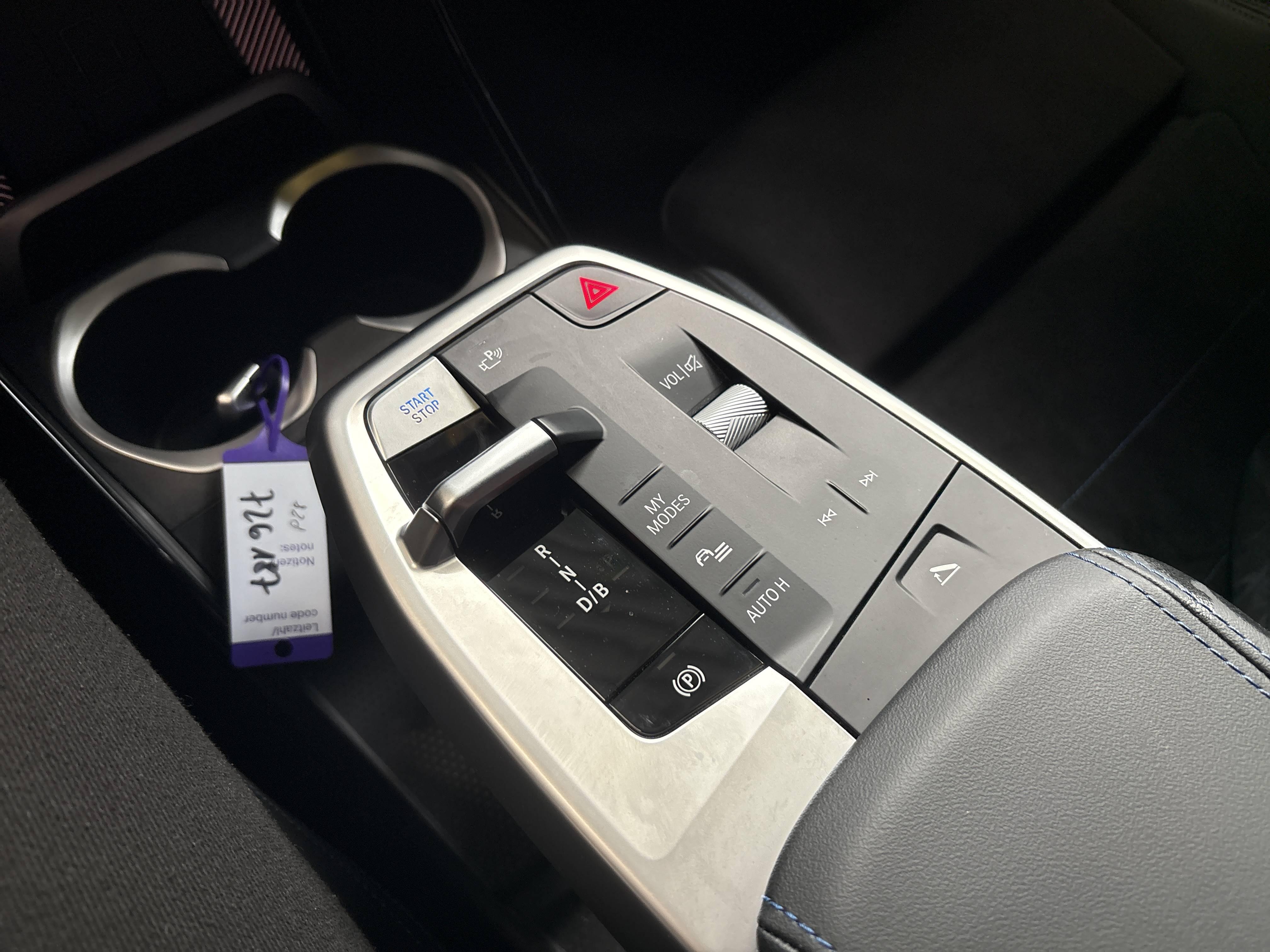 BMW iX2 – Bild 17