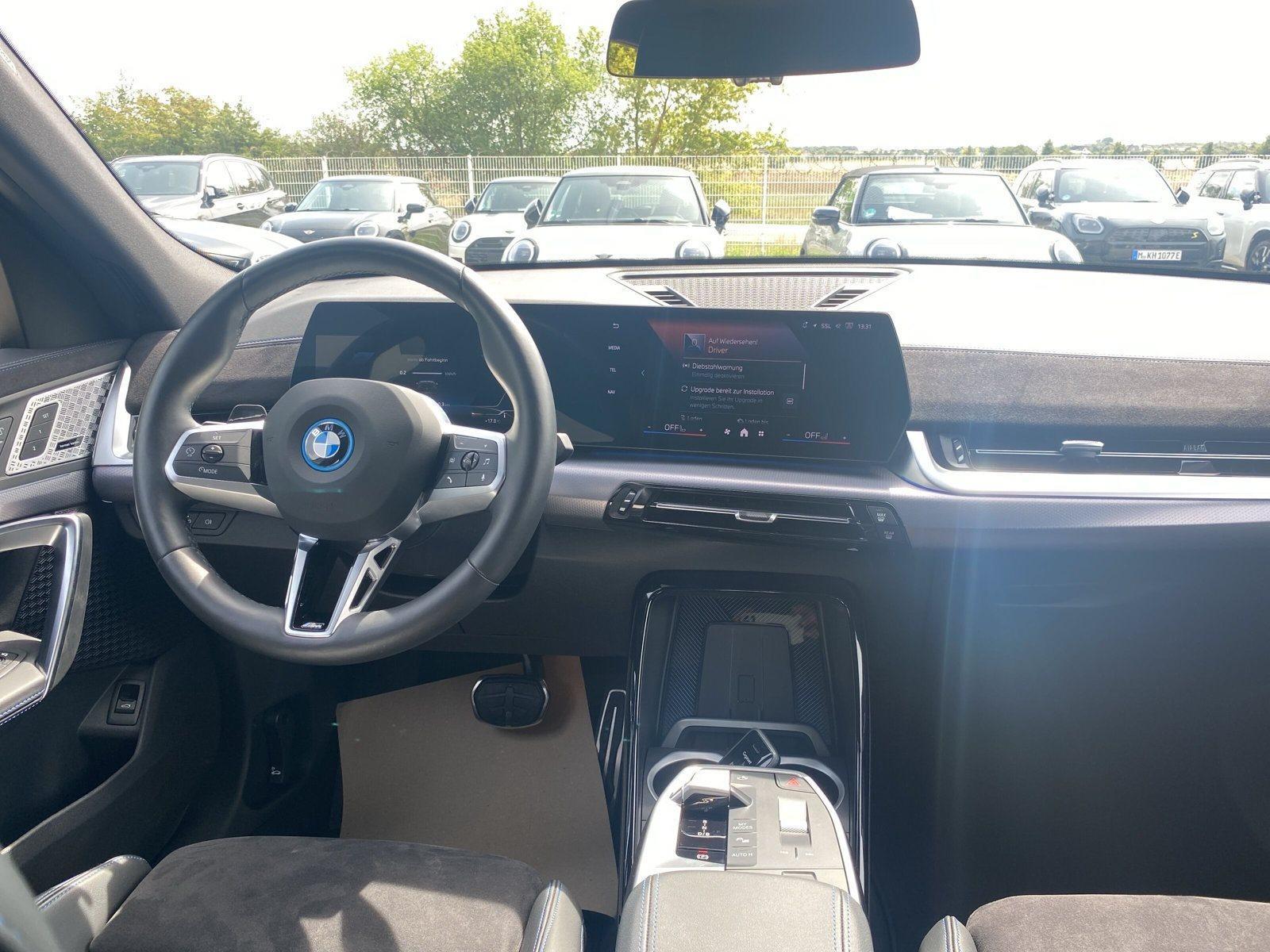 BMW iX2 – Bild 7