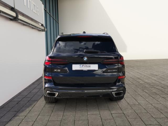 BMW X5 2023
