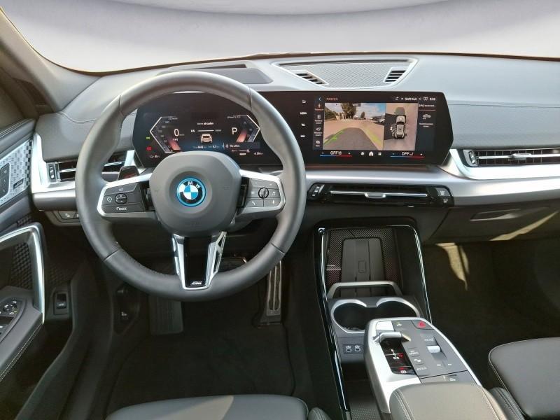 BMW iX2 – Bild 22