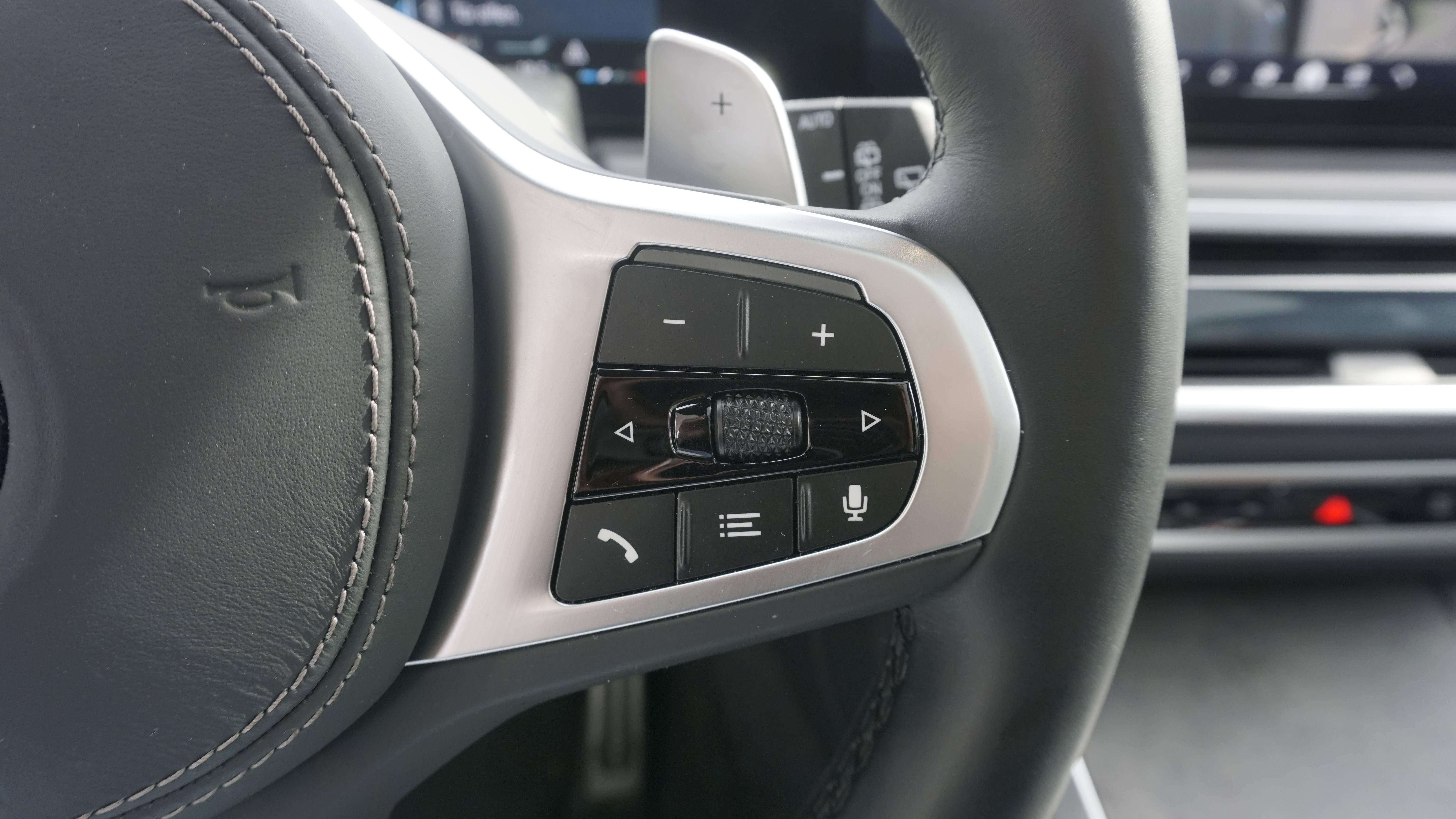 BMW X5 – Bild 12