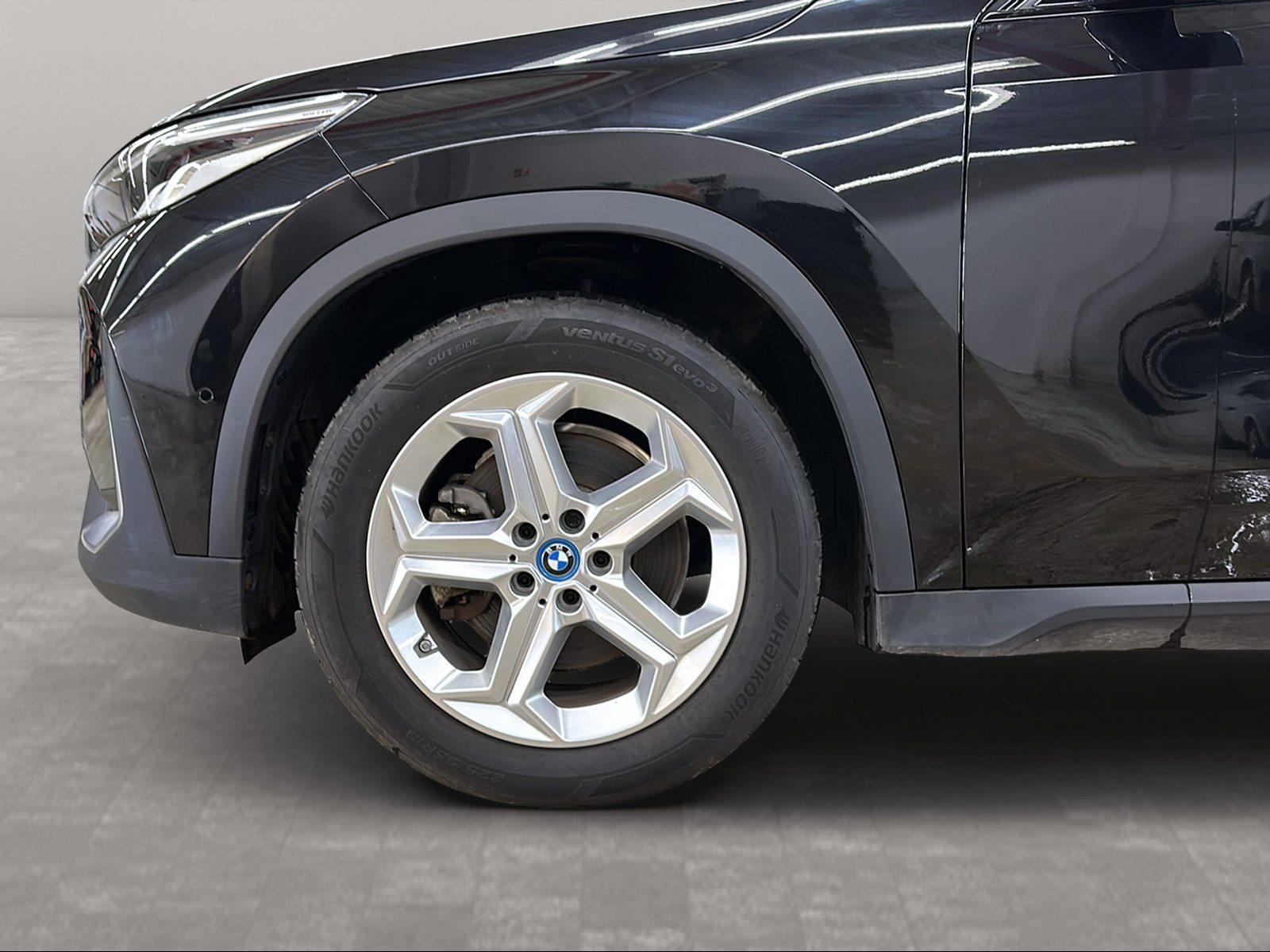 BMW iX1 – Bild 16