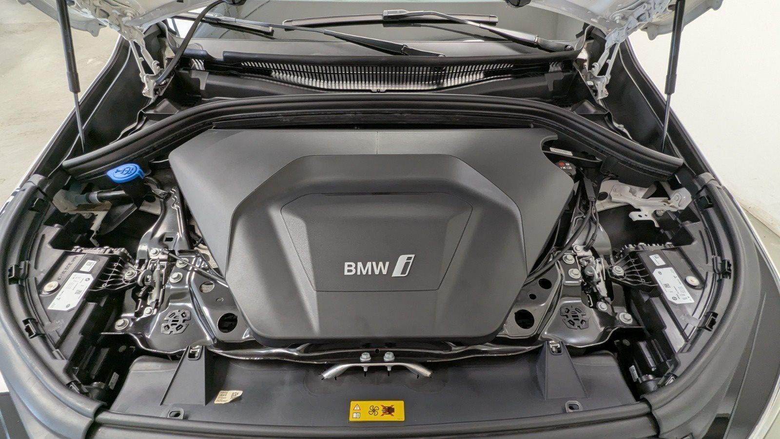 BMW iX1 – Bild 10