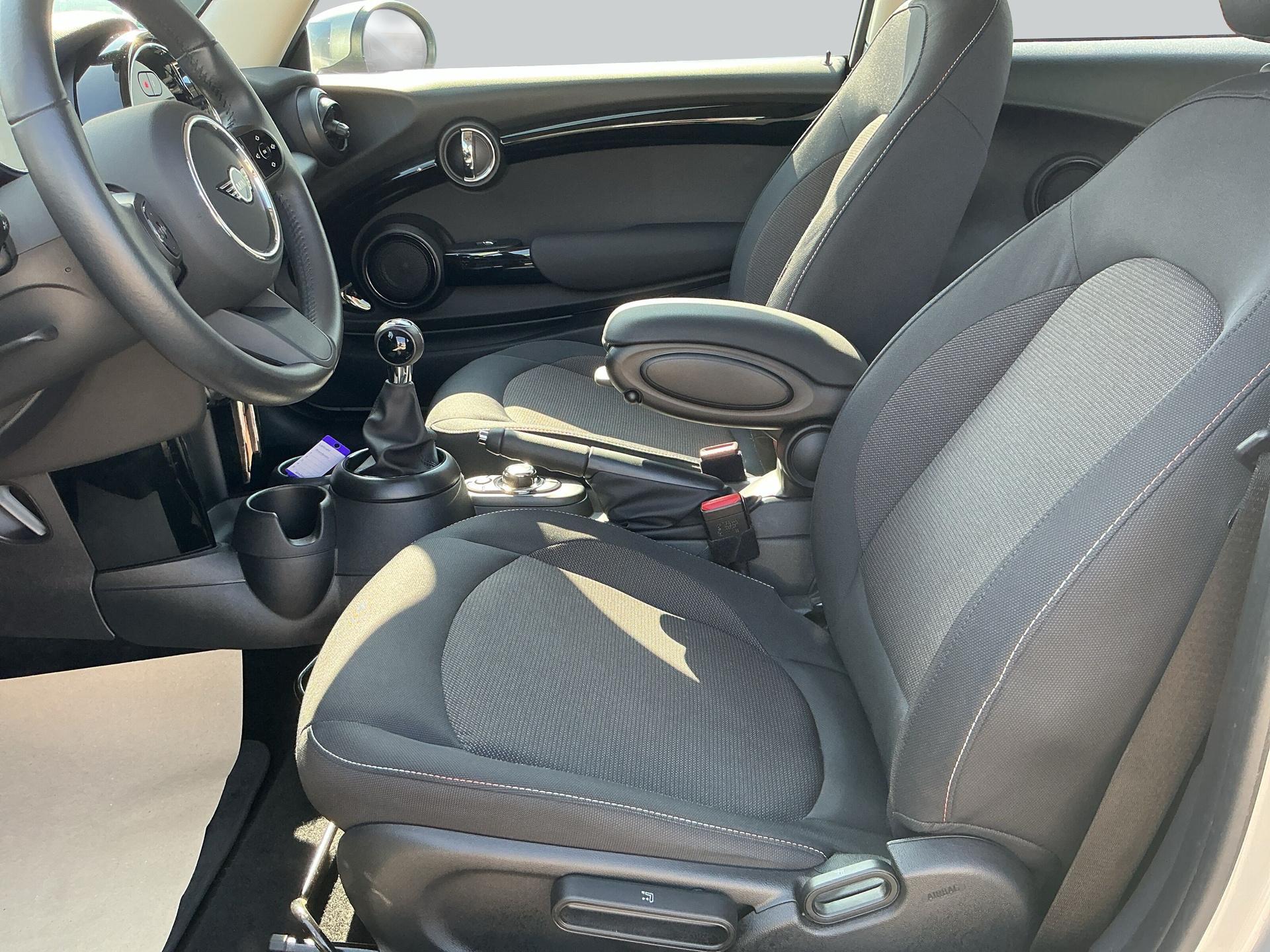 MINI Cooper 3-Türer – Bild 11