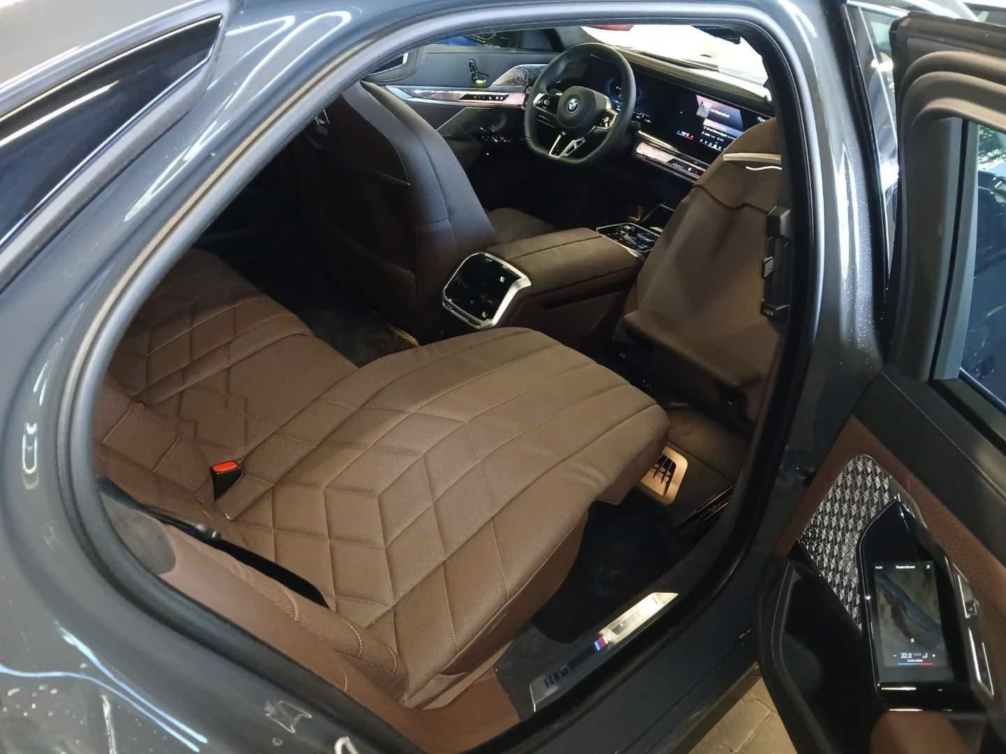 BMW i7 – Bild 10