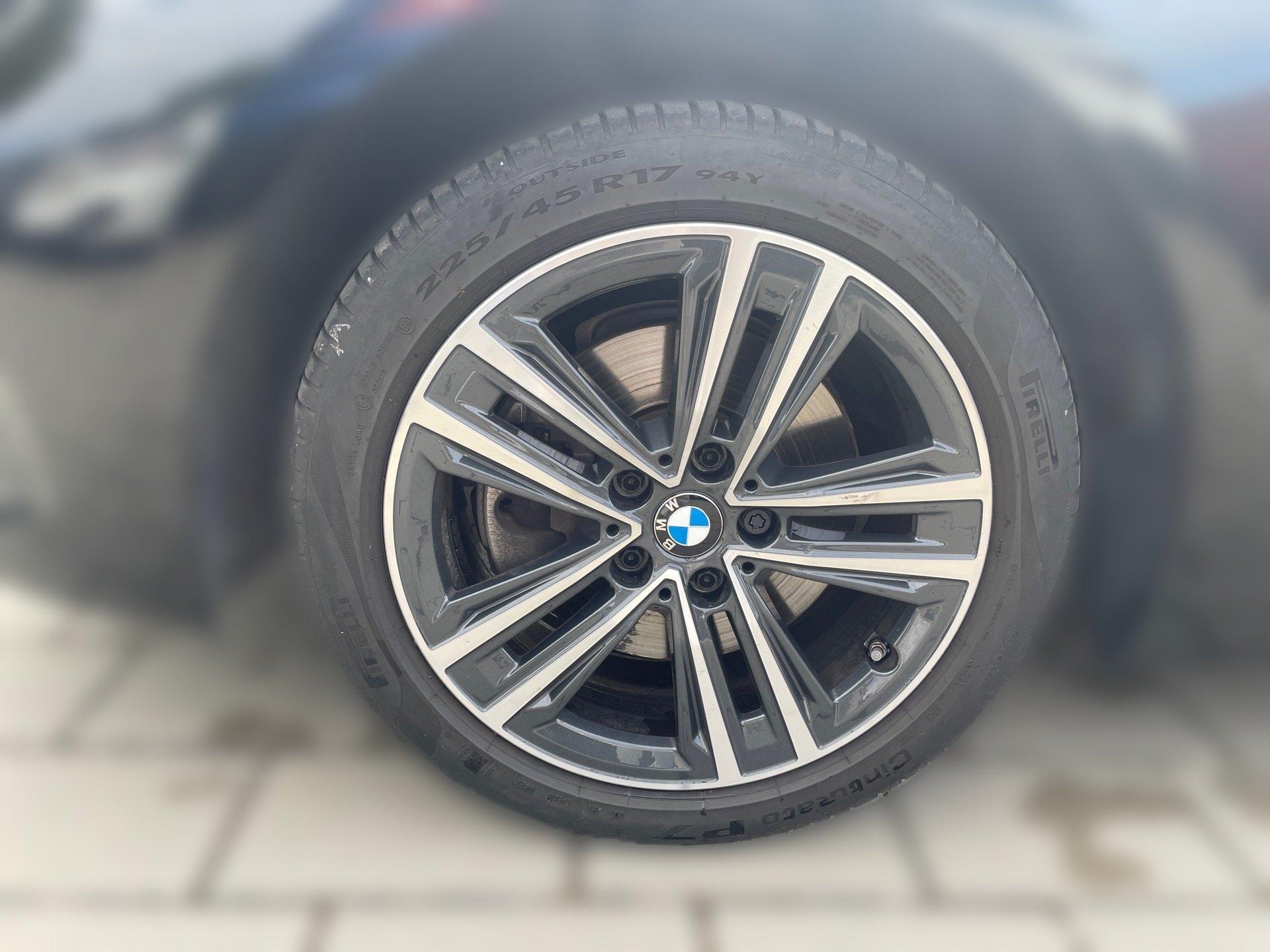 BMW 118